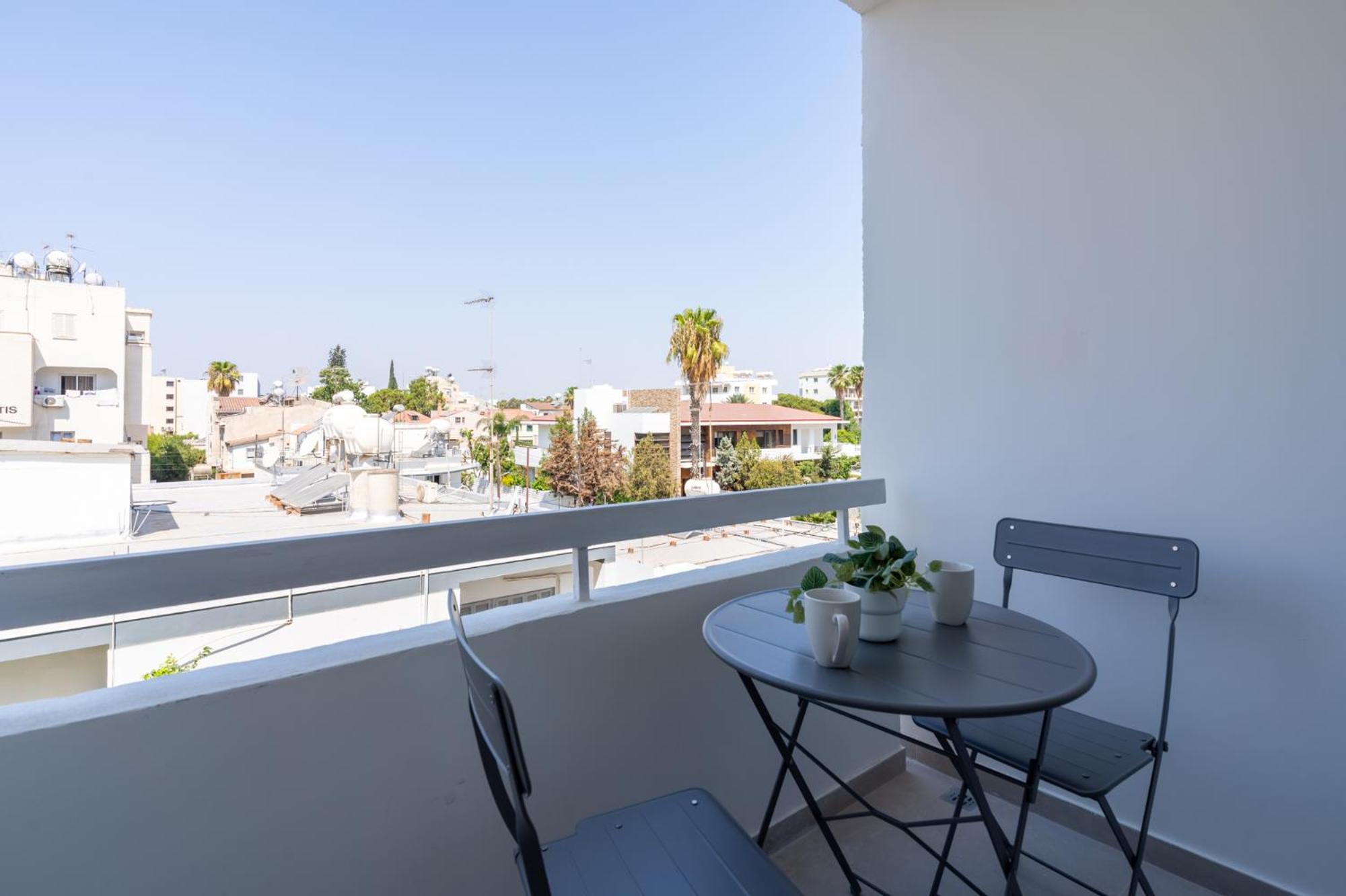 Hermes 2-Bedroom Apartment in Larnaca