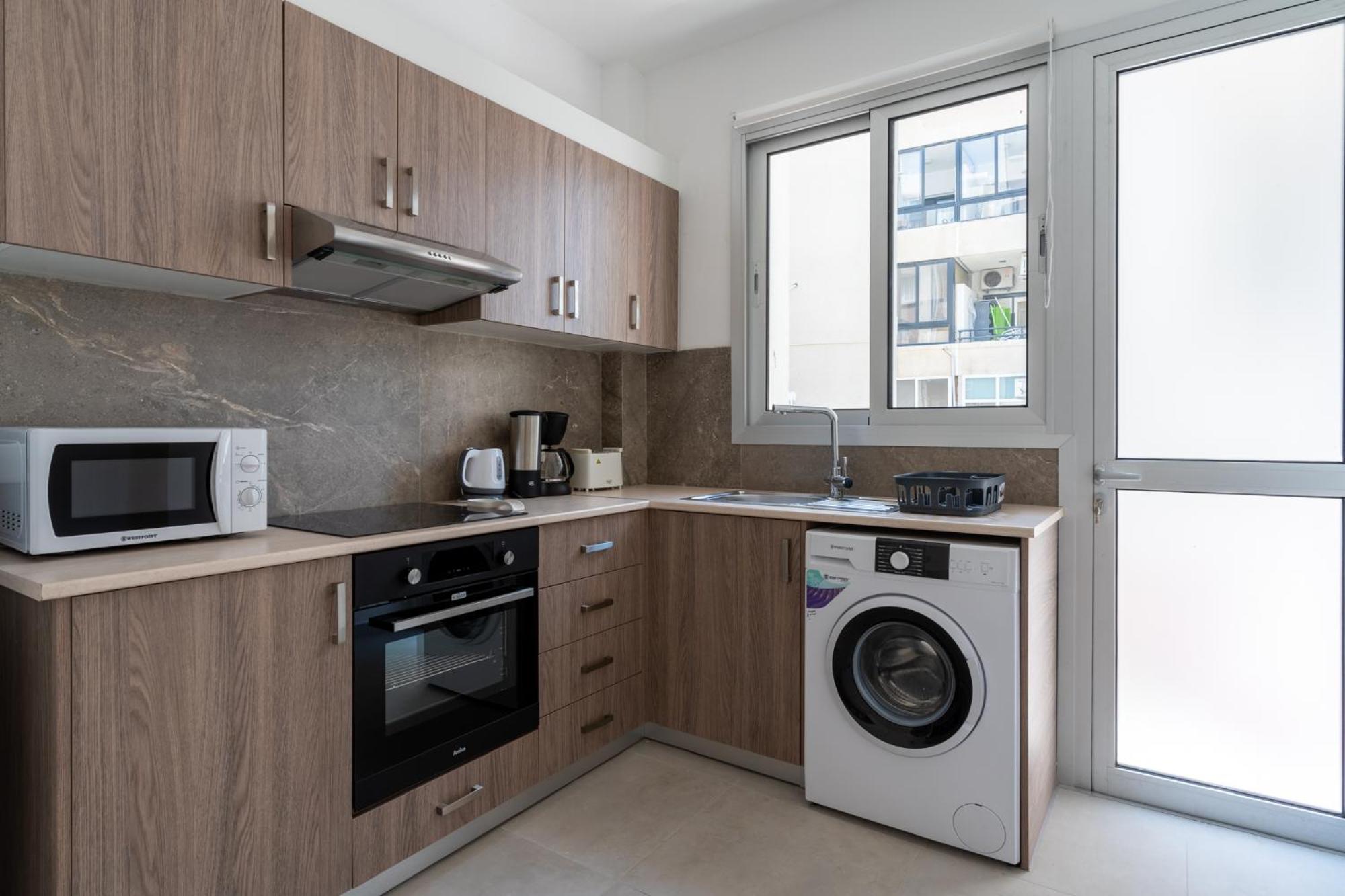 Hermes 2-Bedroom Apartment in Larnaca