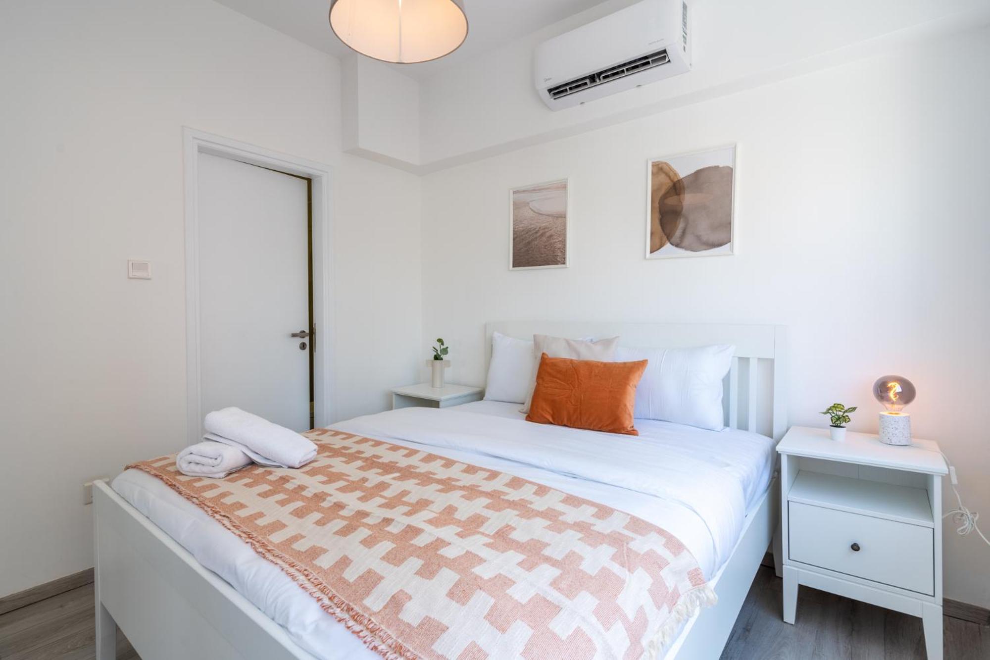 Hermes 2-Bedroom Apartment in Larnaca