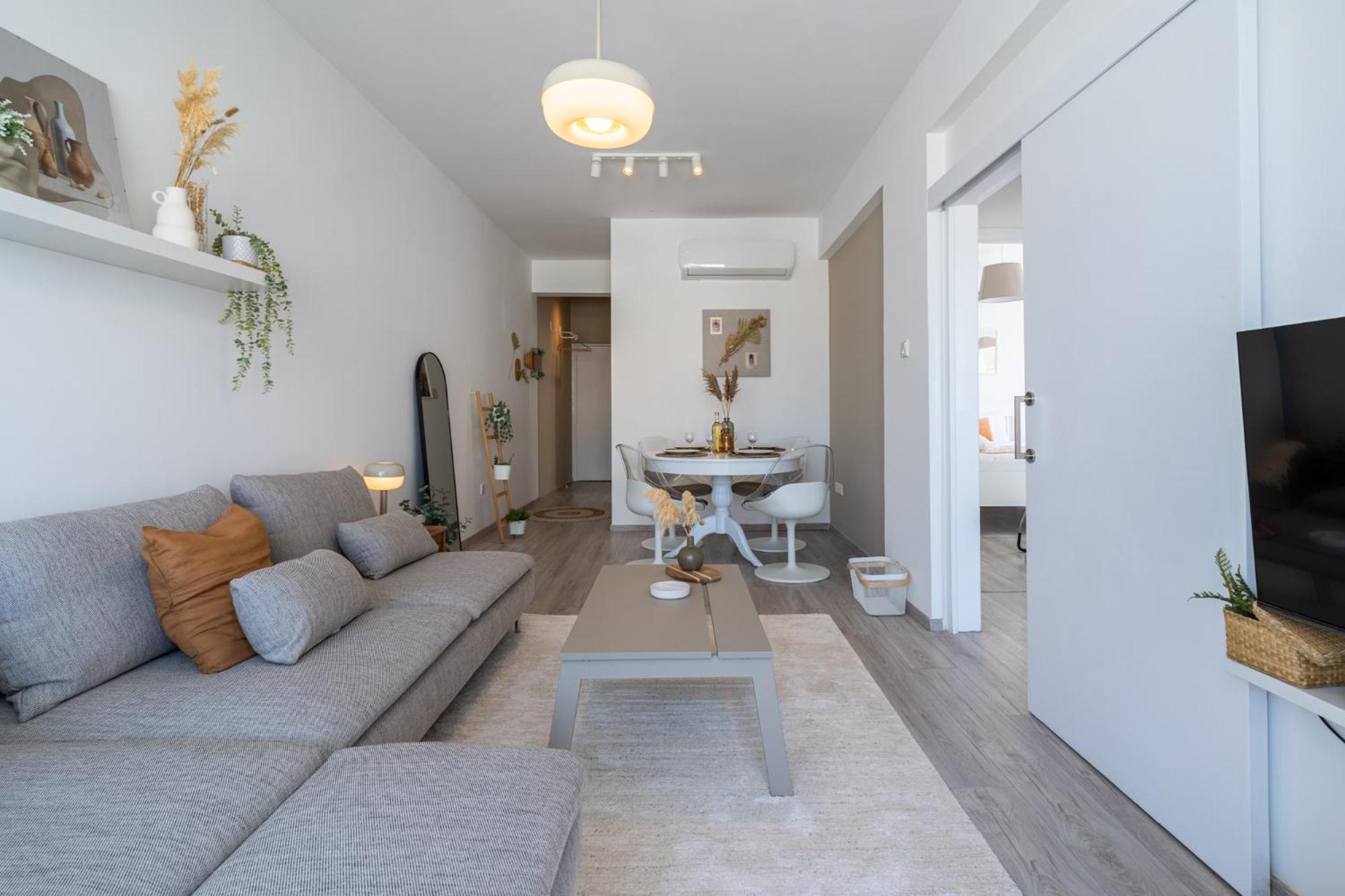 Hermes 2-Bedroom Apartment in Larnaca