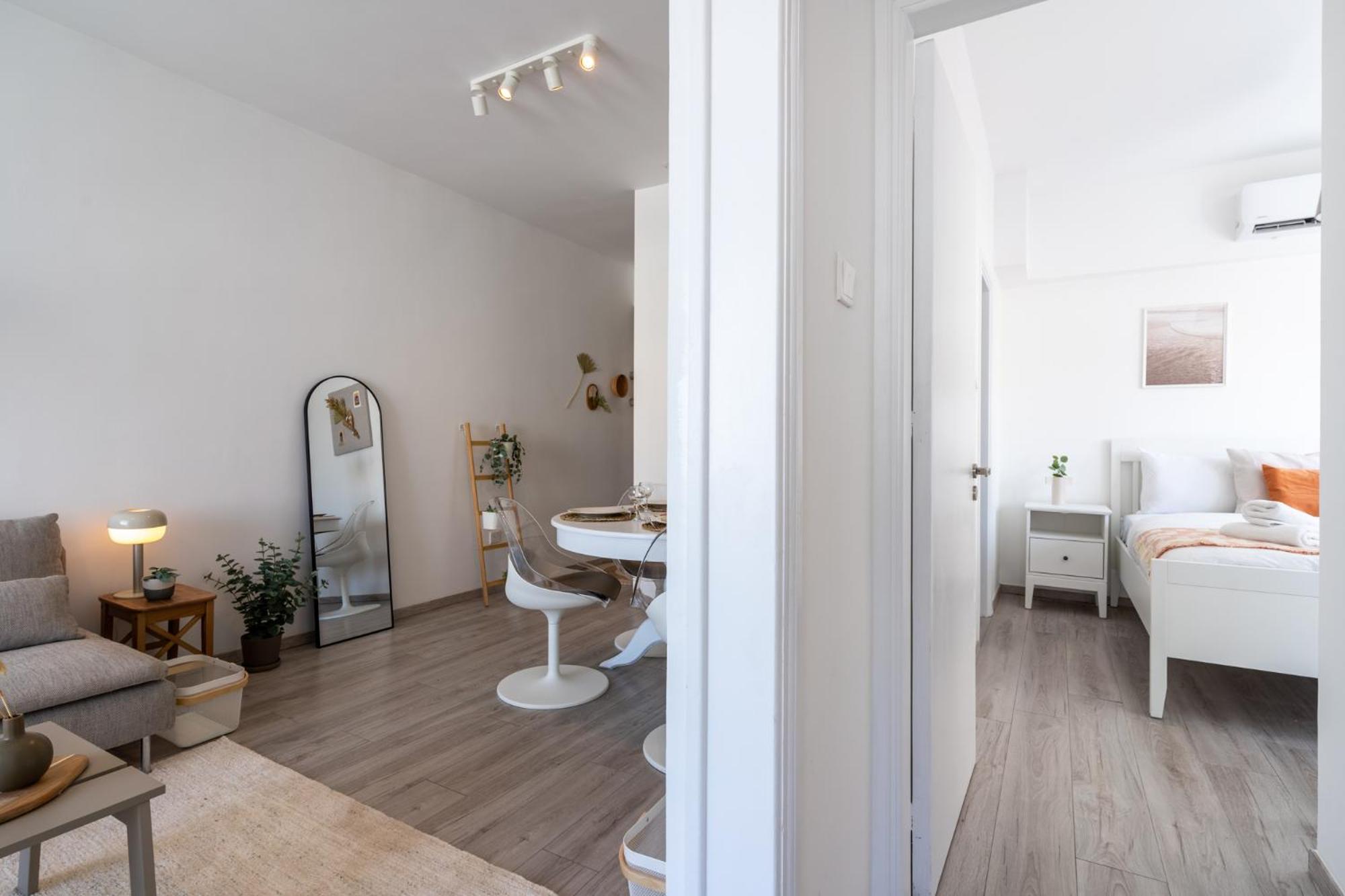Hermes 2-Bedroom Apartment in Larnaca