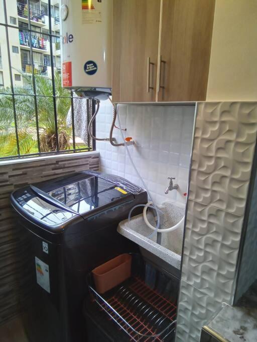 Departamento acogedor. Seguridad las 24 horas. view 4