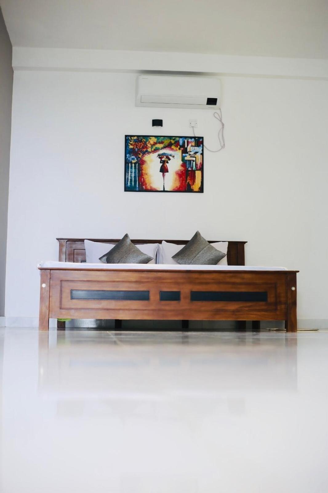 kandy hill villa