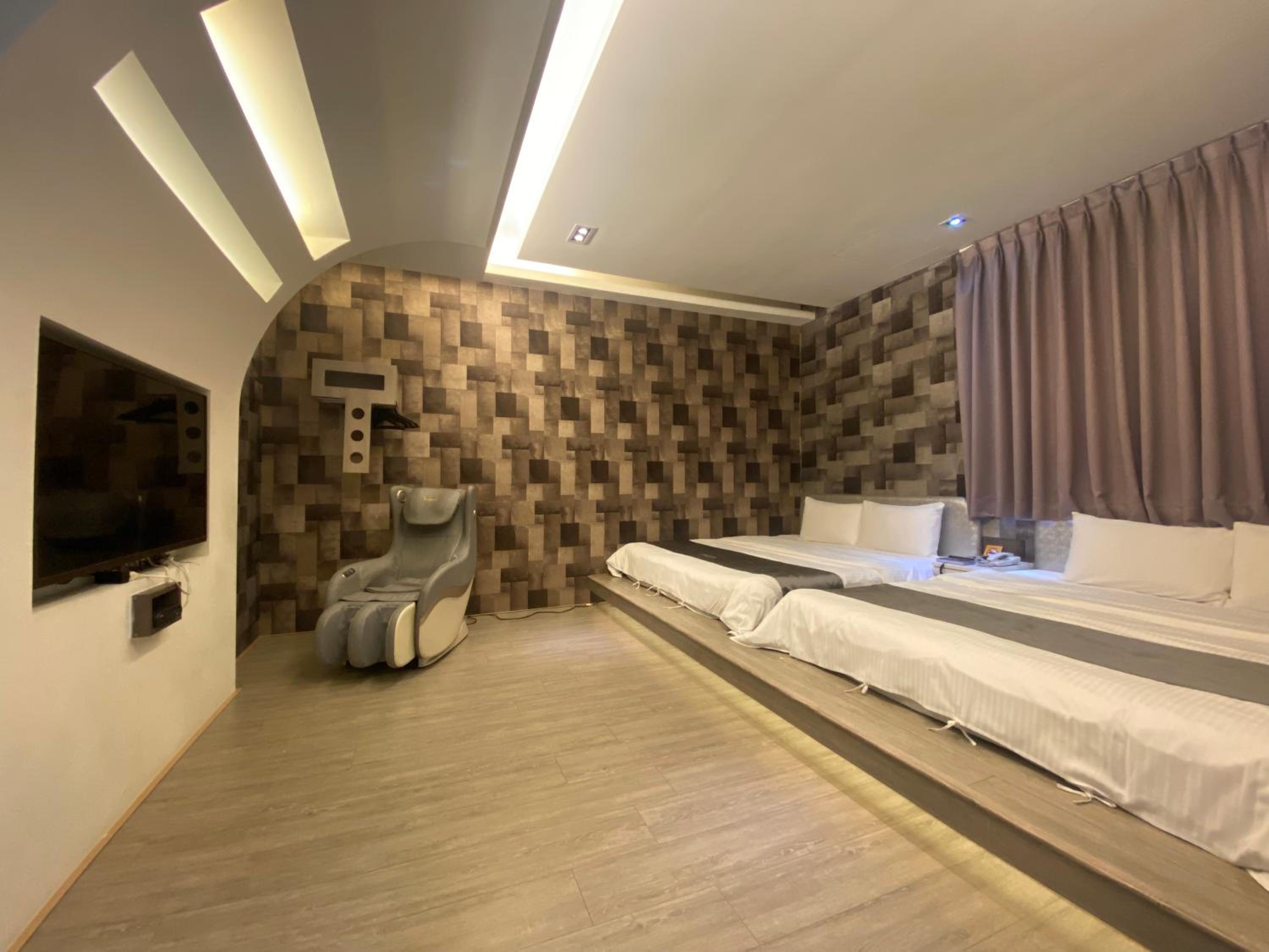 Yuan Chyau Motel