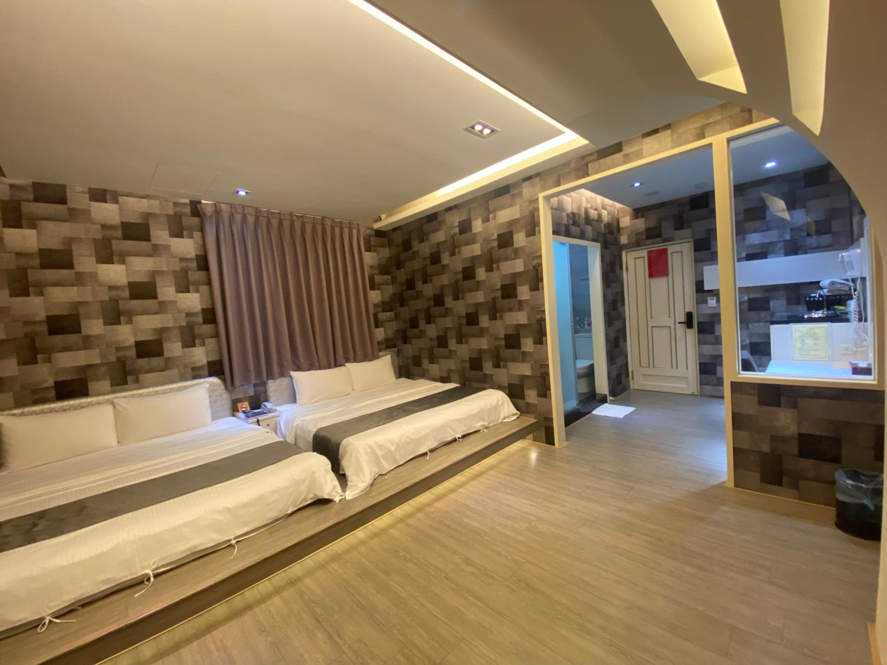 Yuan Chyau Motel