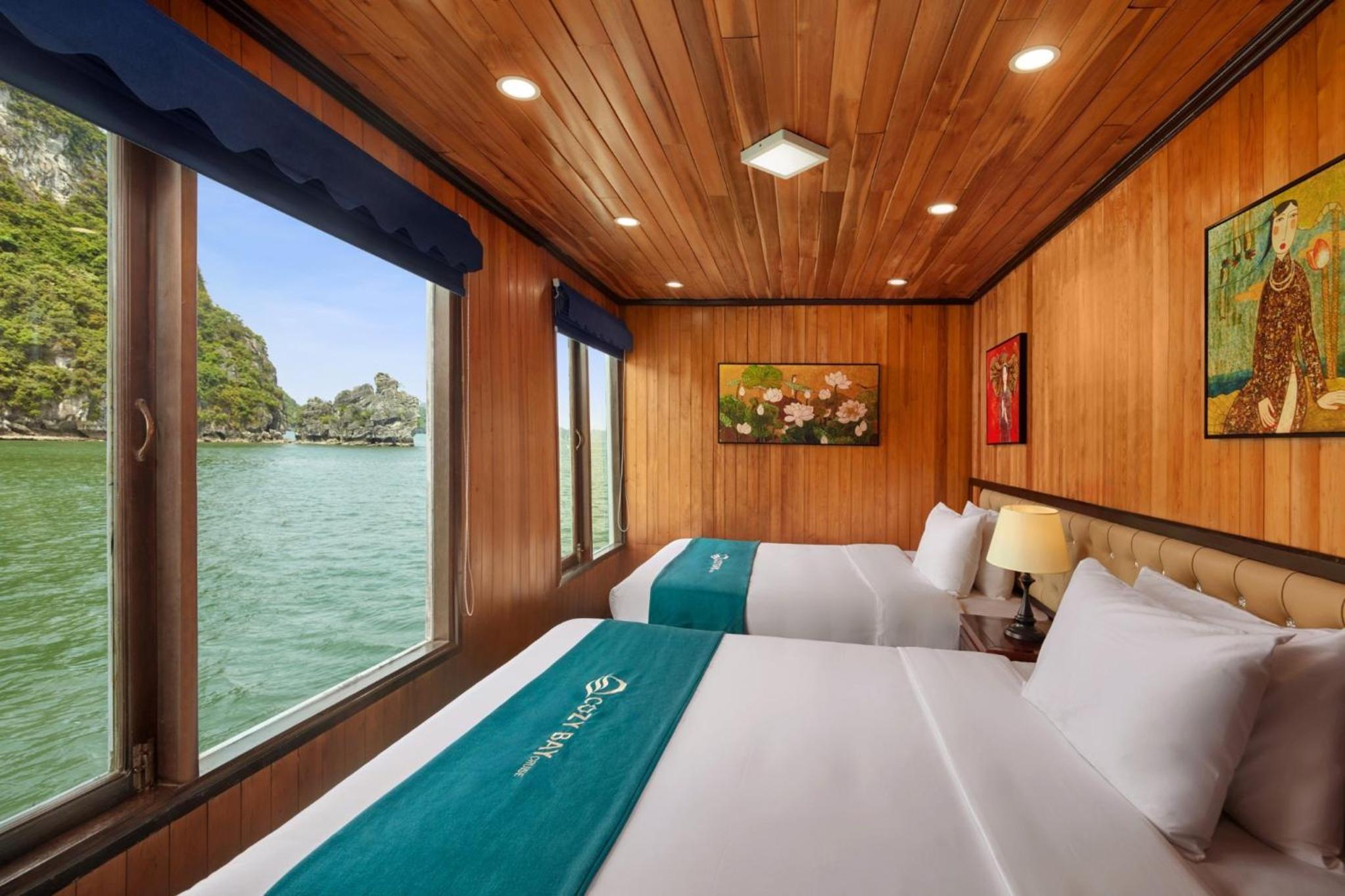 Cozy Bay Cruise