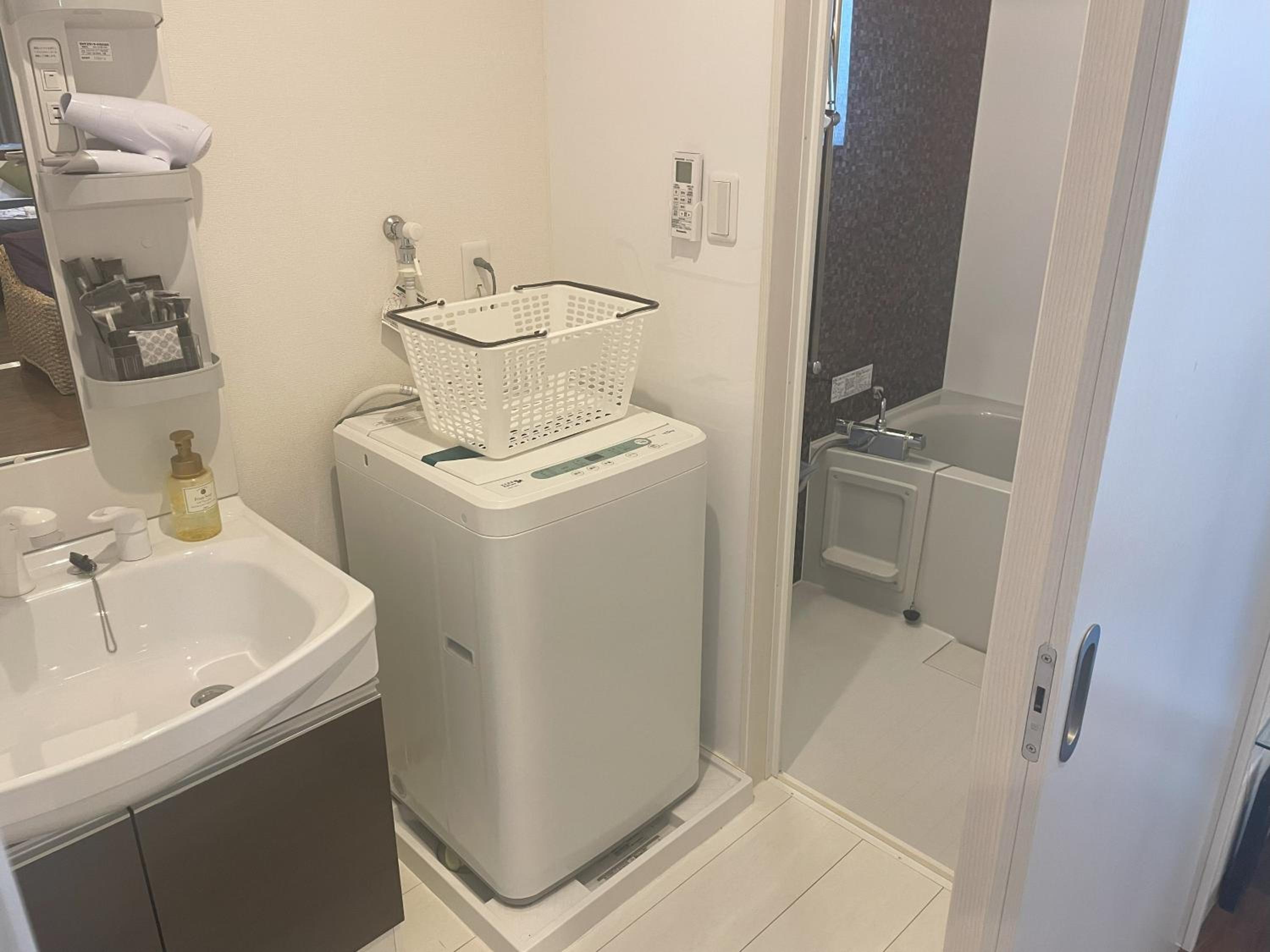BiBi Hotel Conventionbay, 기노완시 - 9