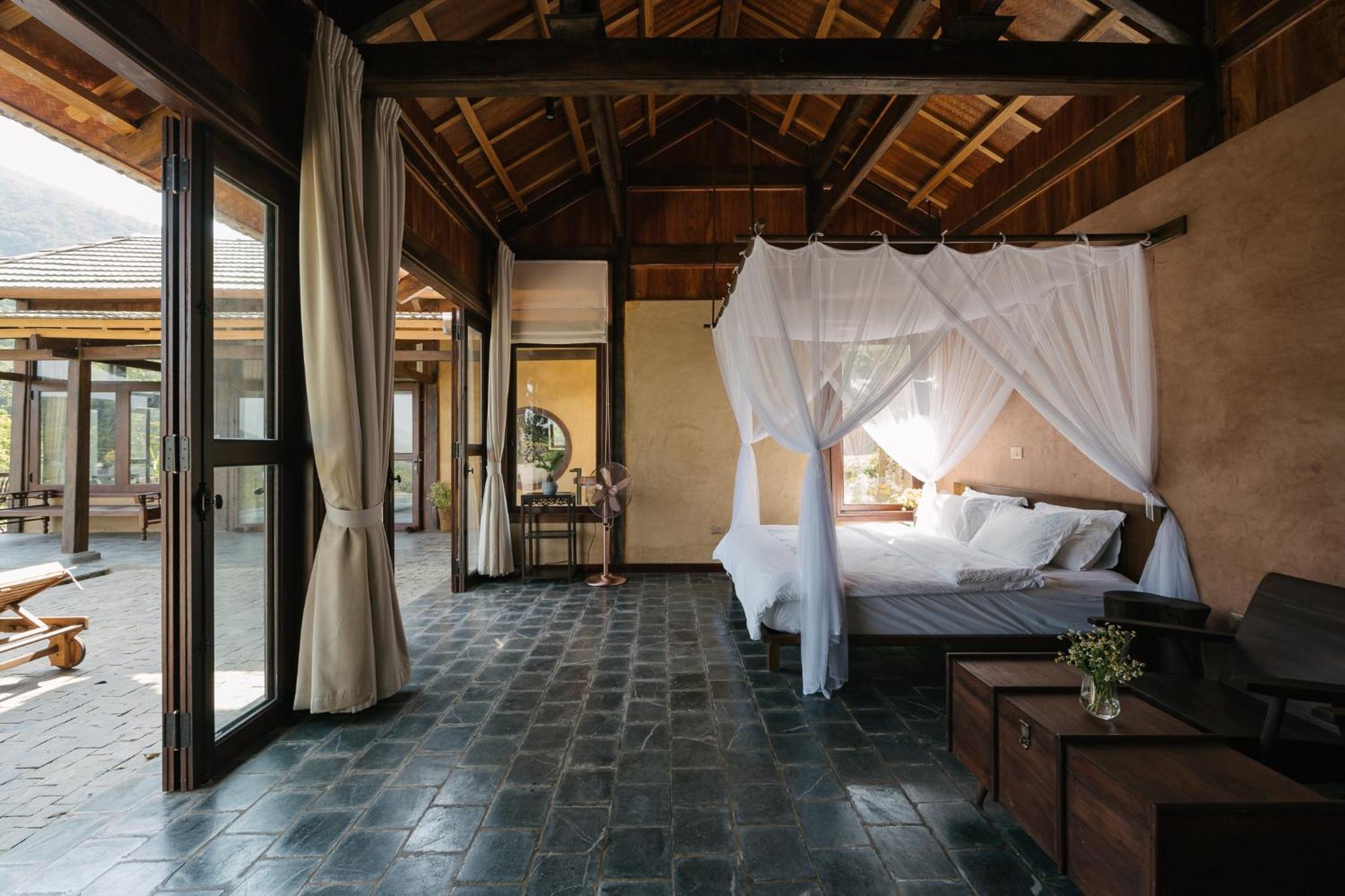 Lily’s Home & Retreat - Venue Travel view 3