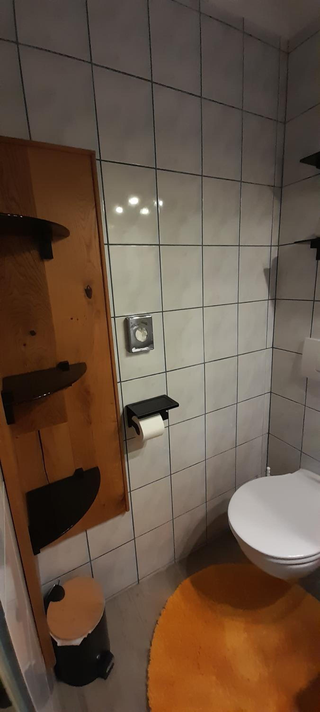 Ferienwohnung am Krausberghof mit Balkon und Parkplatz, Aufenthaltsraum mit Spielmöglichkeiten, Erholung- inmitten der Natur, 6 Fahrminuten zur Alpentherme