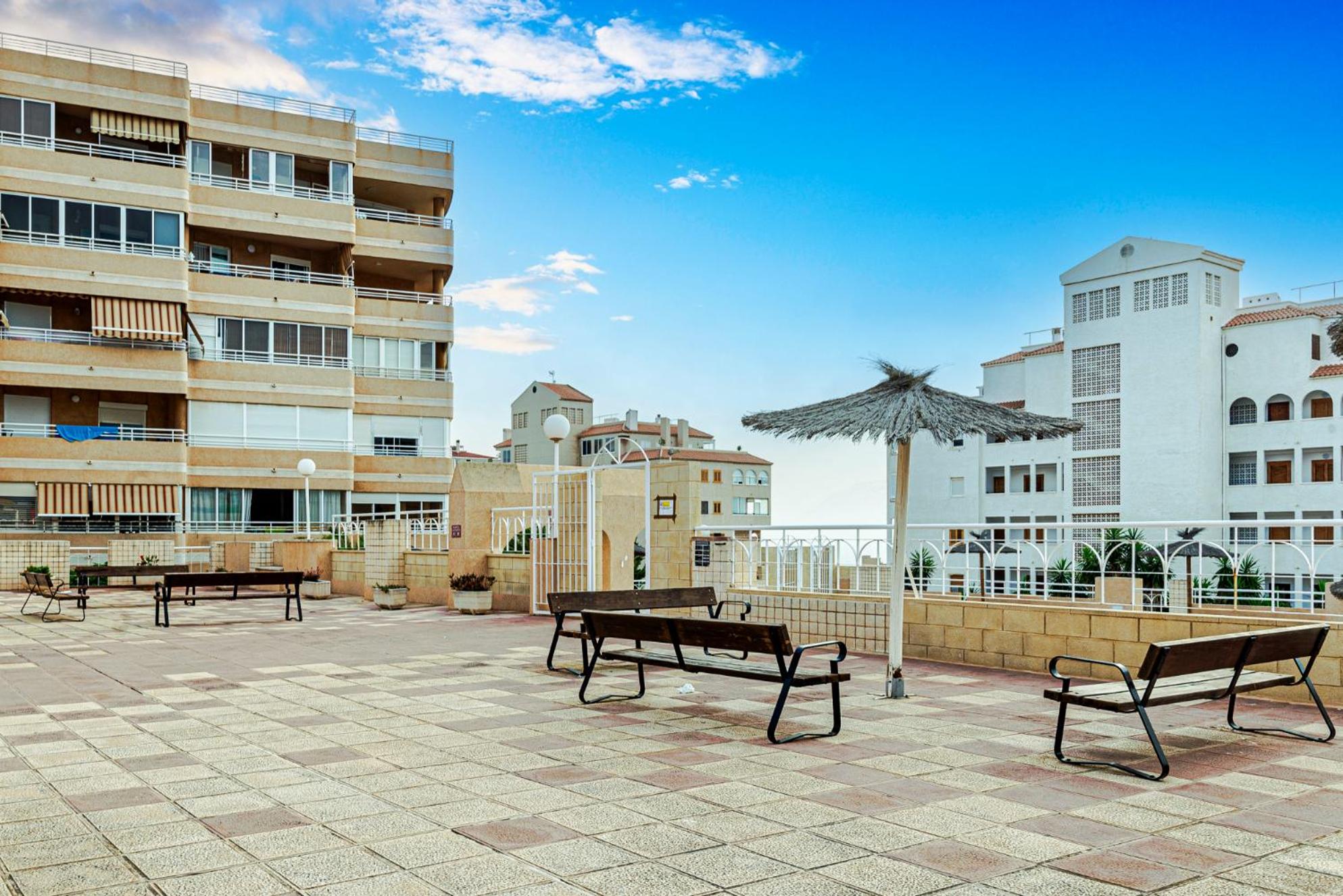 Stay In Arenales Hills
