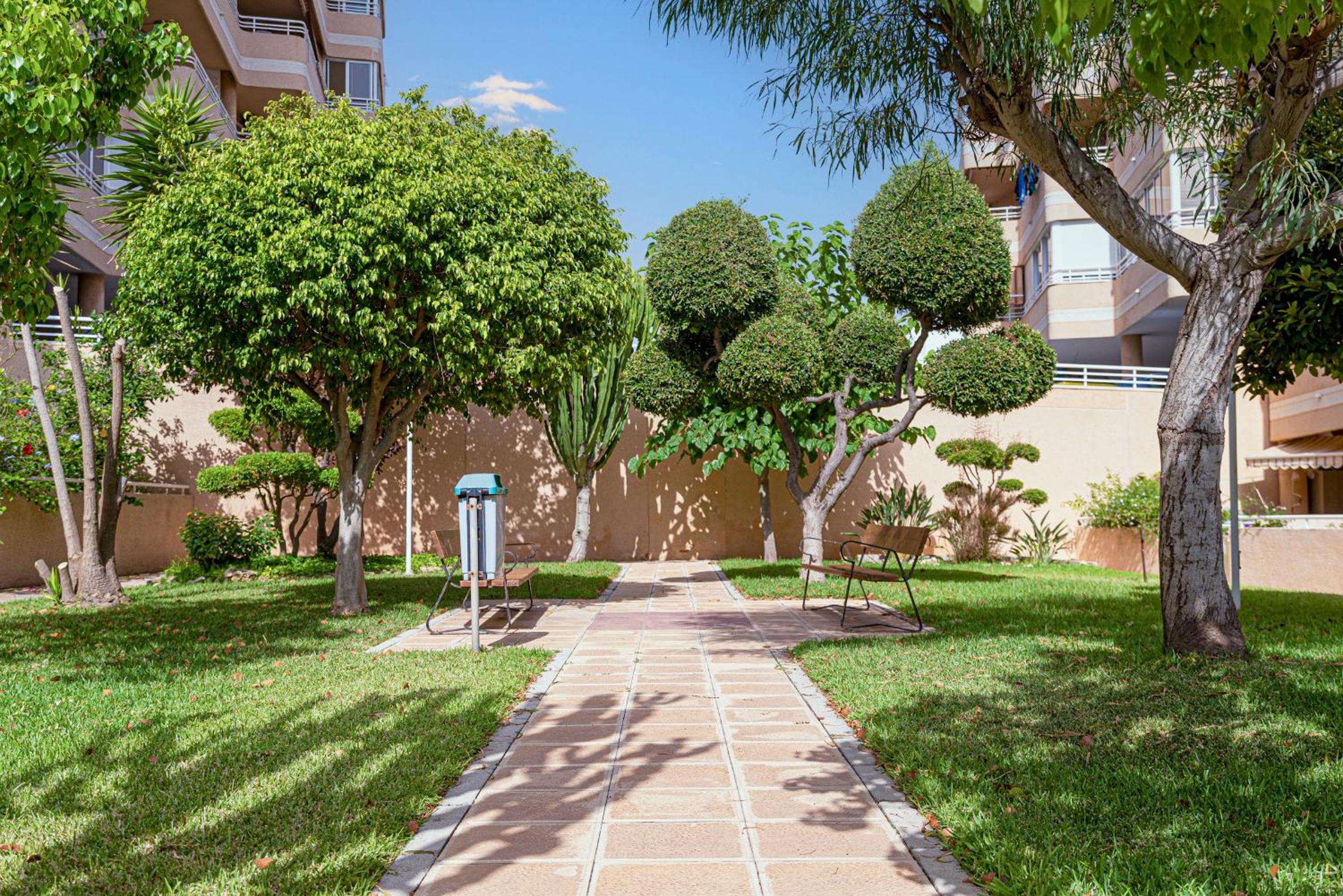 Stay In Arenales Hills