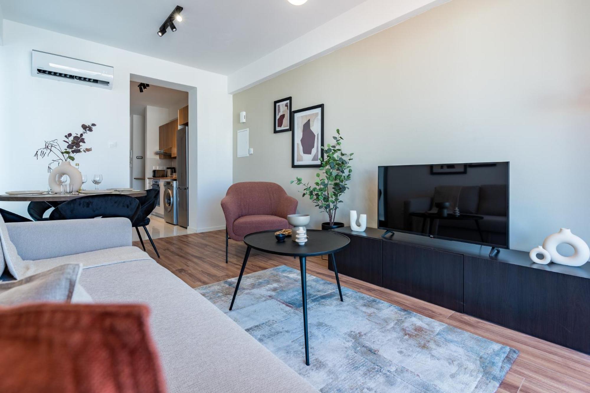 Vanilla's Prime 1-Bedroom Apartment in Larnaca