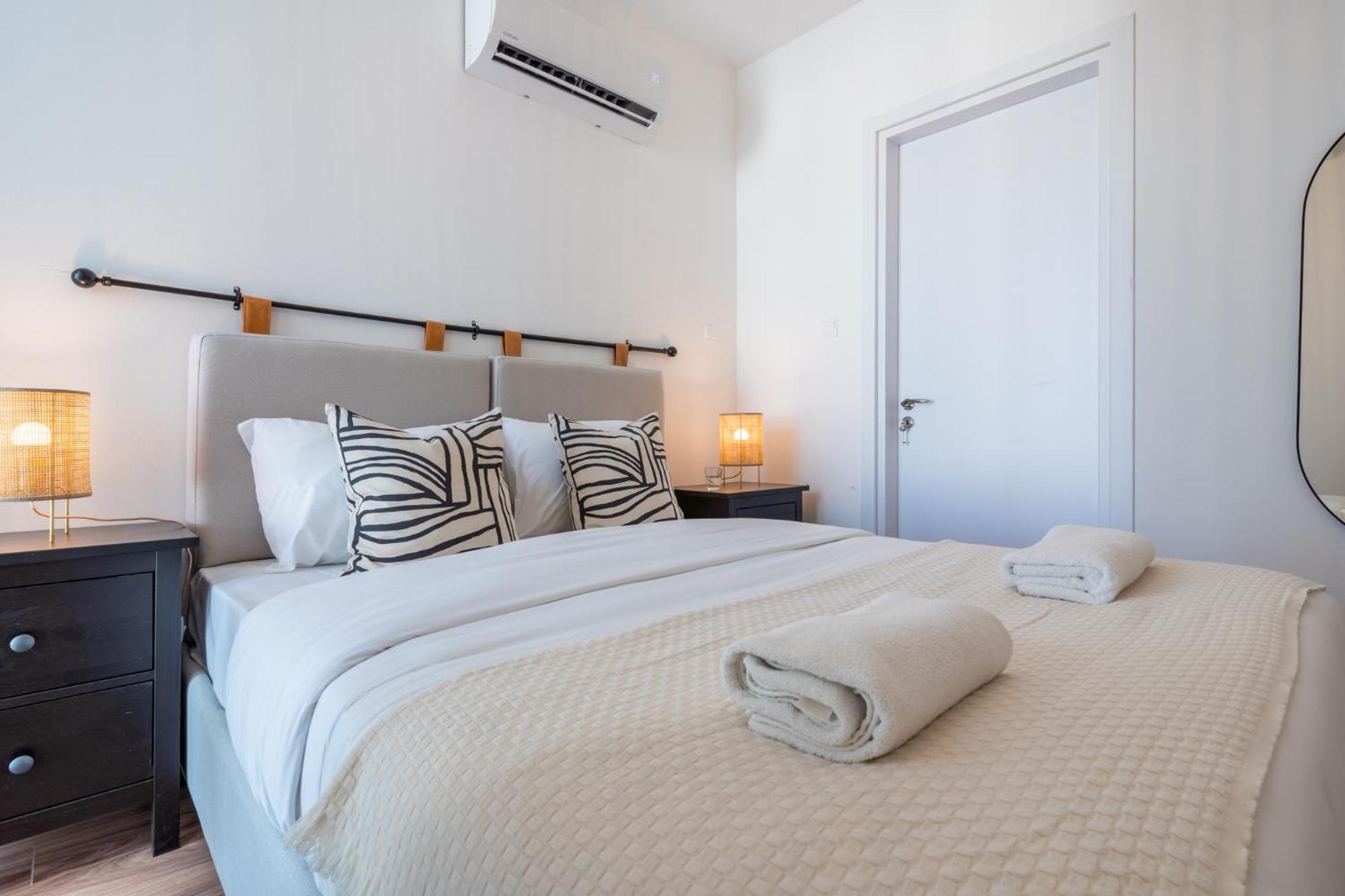 Vanilla's Prime 1-Bedroom Apartment in Larnaca