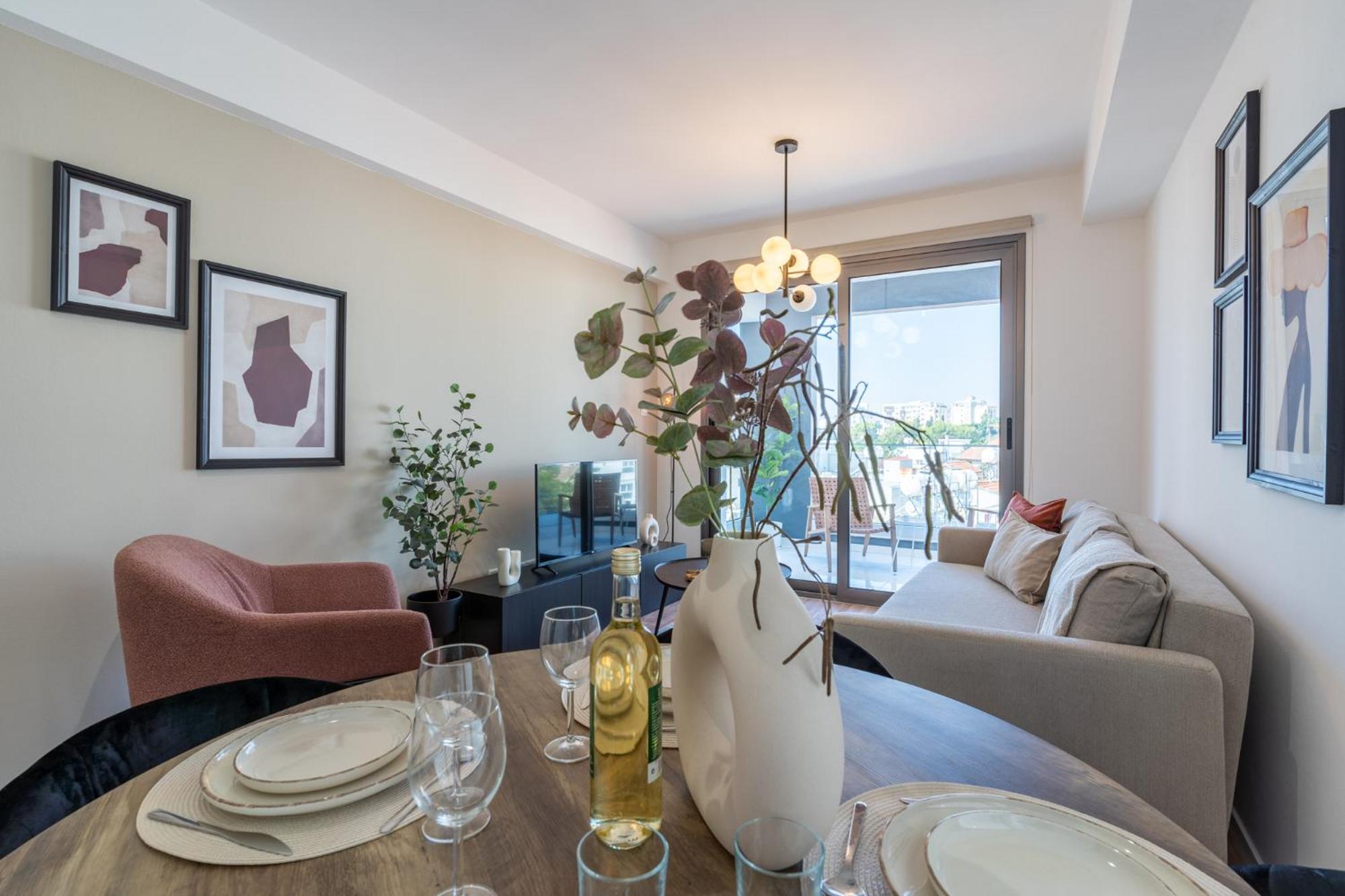 Vanilla's Prime 1-Bedroom Apartment in Larnaca