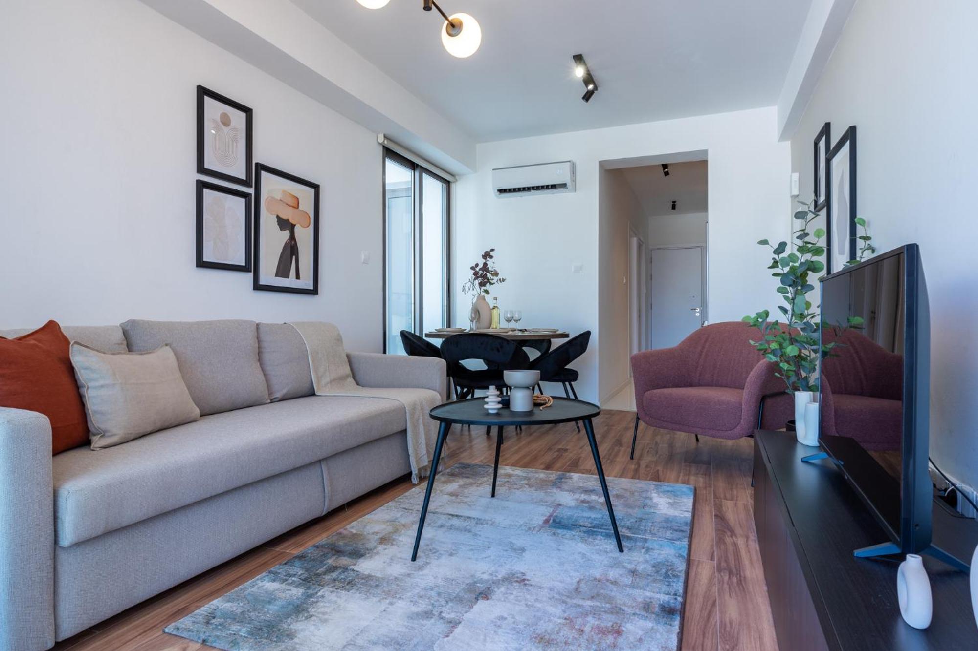 Vanilla's Prime 1-Bedroom Apartment in Larnaca