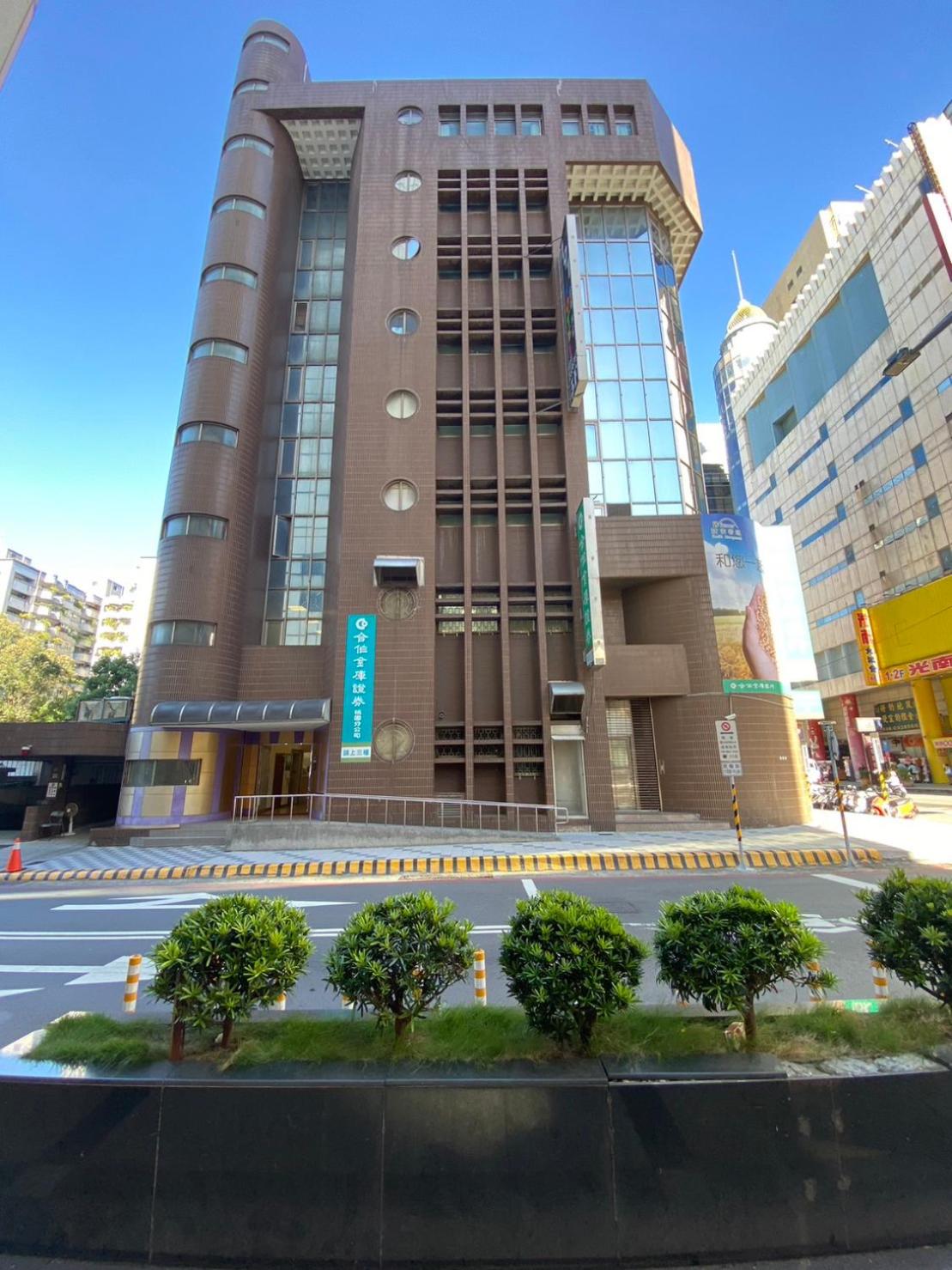 191 Hotel
