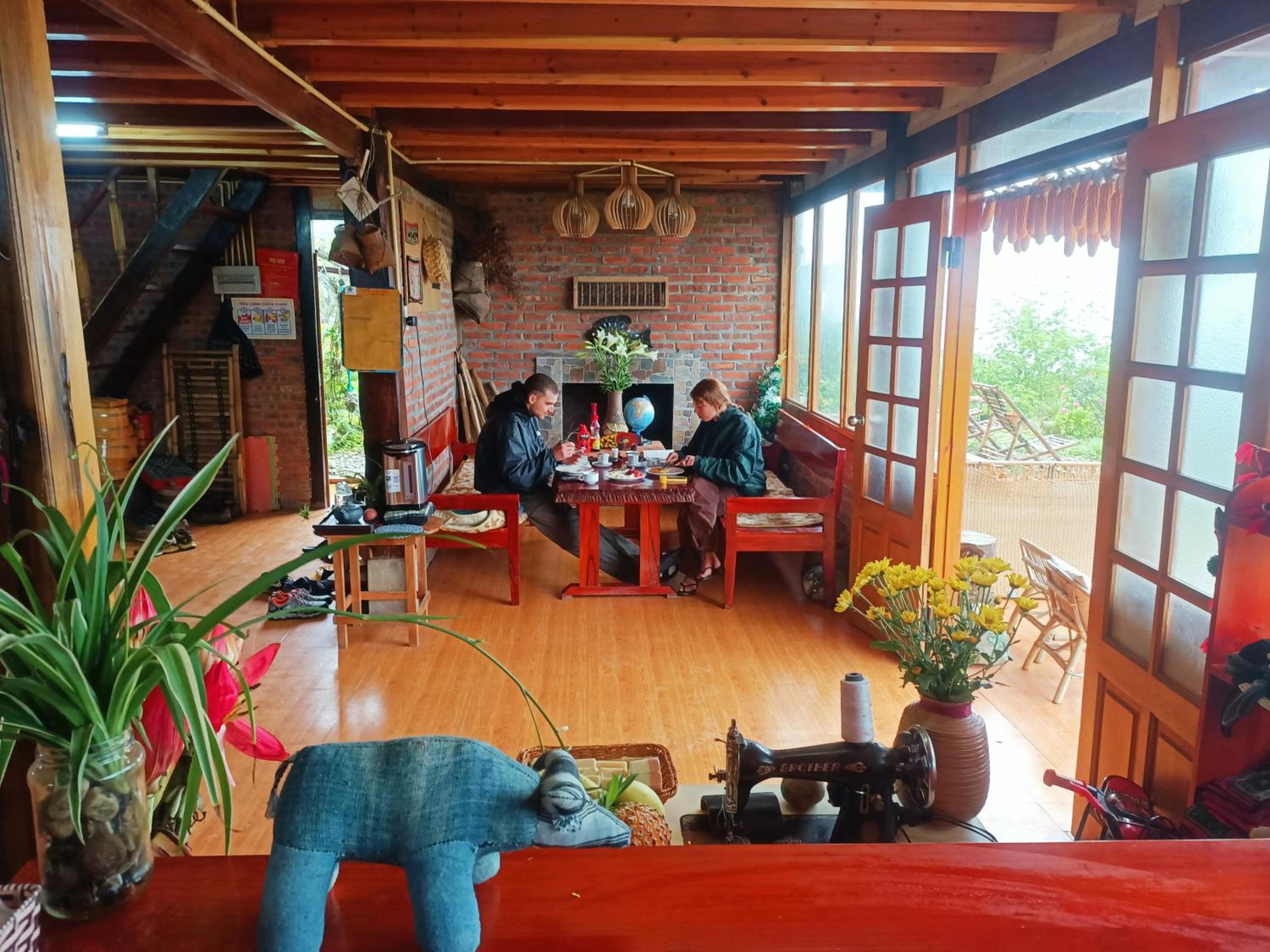 dining