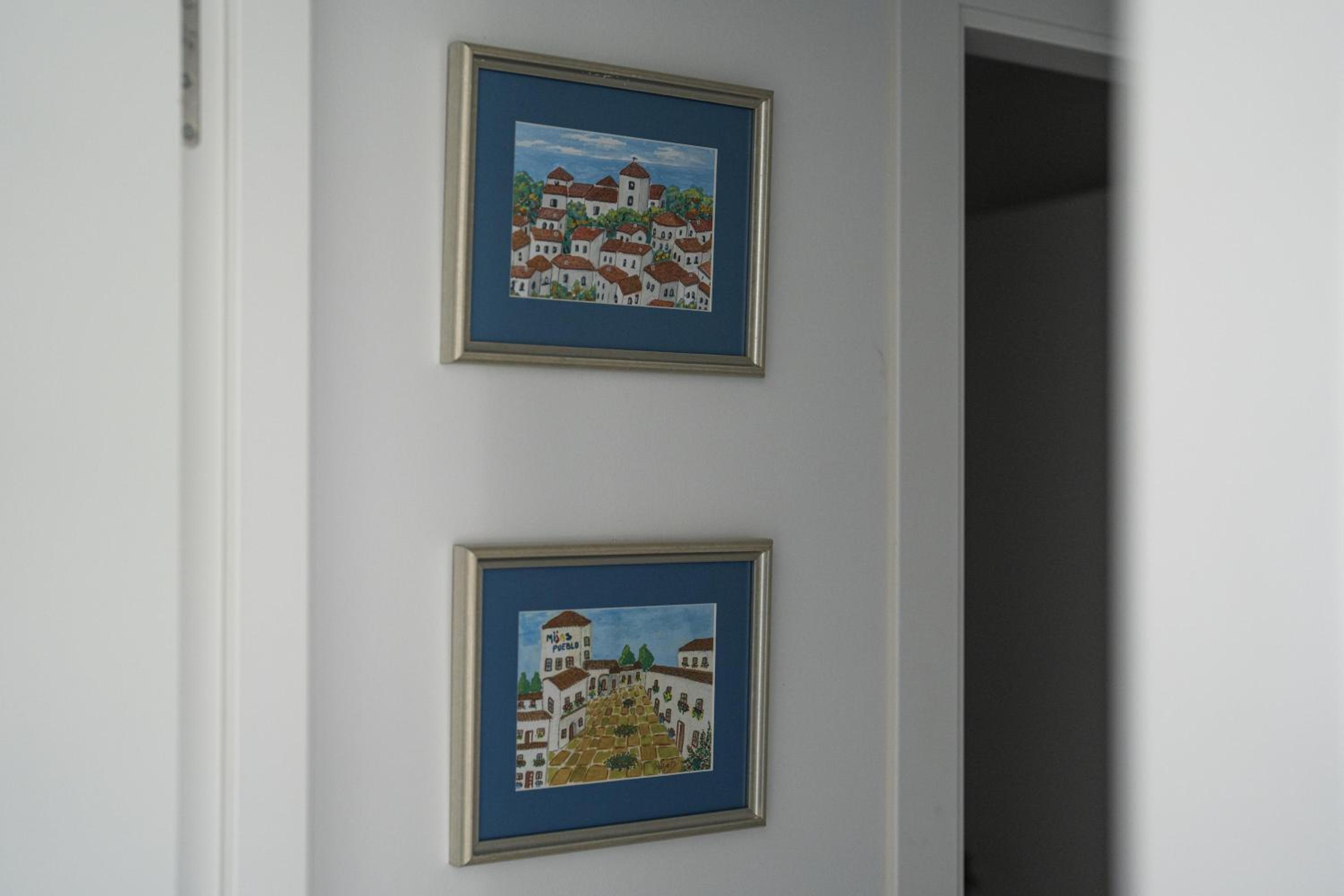 Prime Spanish Holidays - Rennes Arenal Playa Apartments
