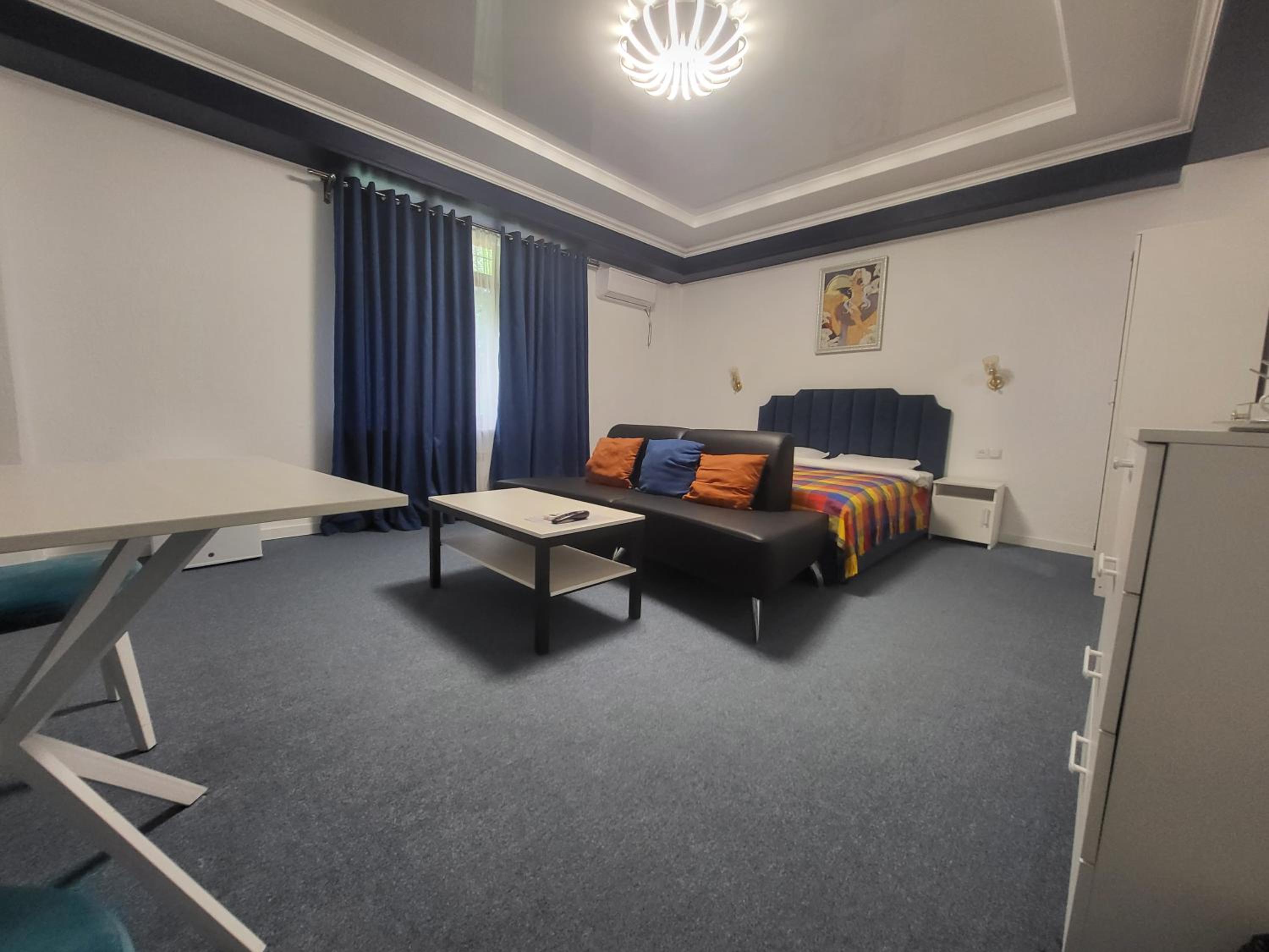 CryptoHotel.Club view 2