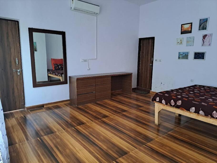 Retreat by Walias Entire Farm Pet-Friendly Sports view 2