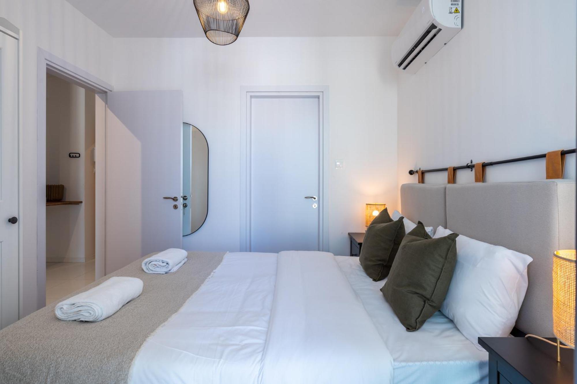 Latte's Prime 1-Bedroom Apartment in Larnaca