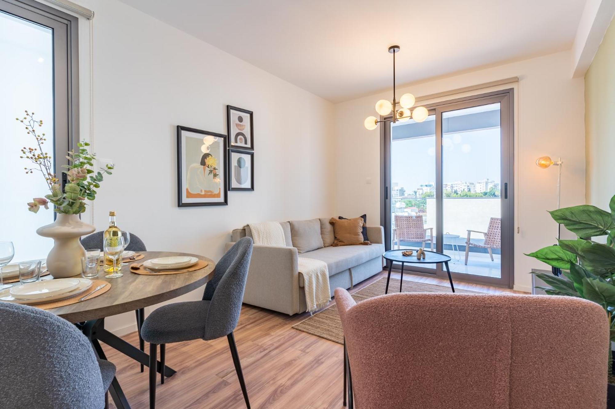 Latte's Prime 1-Bedroom Apartment in Larnaca