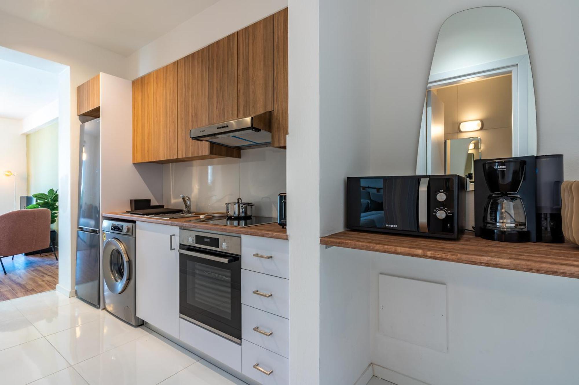 Latte's Prime 1-Bedroom Apartment in Larnaca