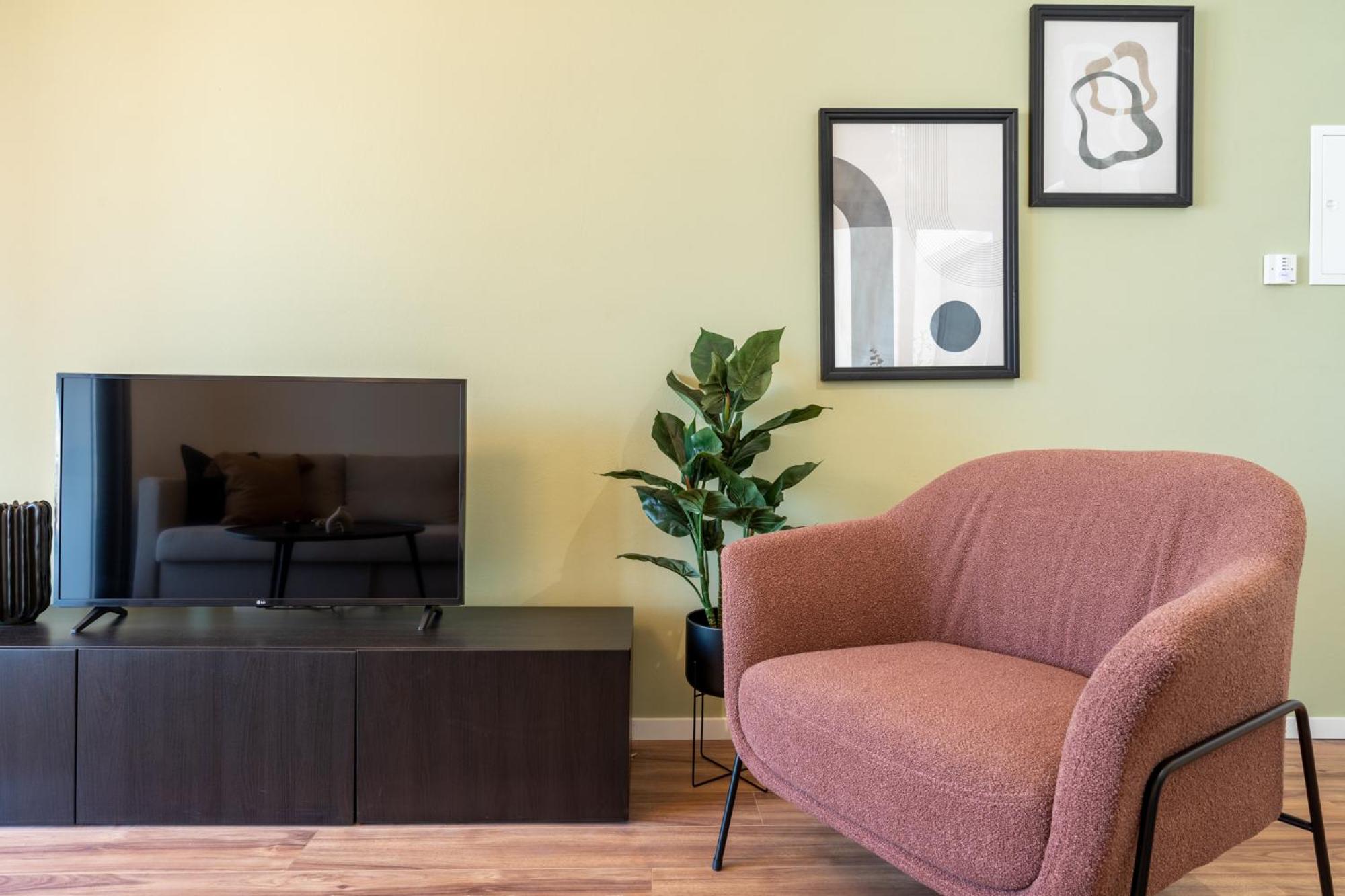 Latte's Prime 1-Bedroom Apartment in Larnaca