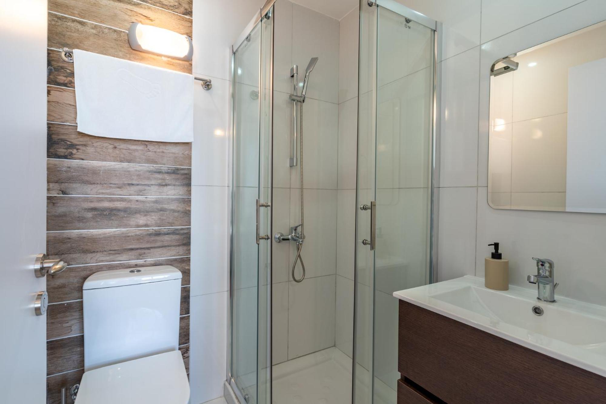 Latte's Prime 1-Bedroom Apartment in Larnaca