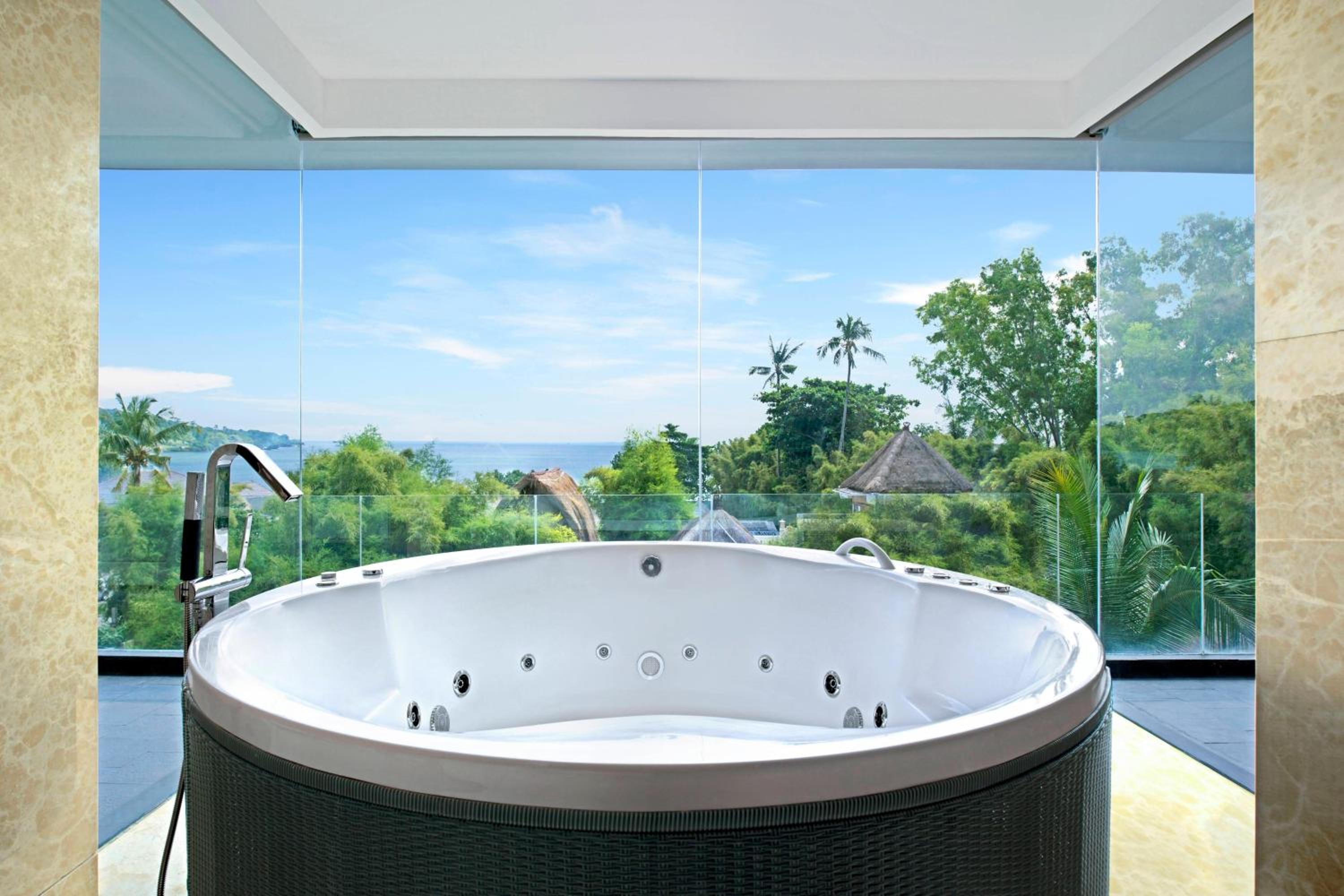 Le Meridien Bali Jimbaran
