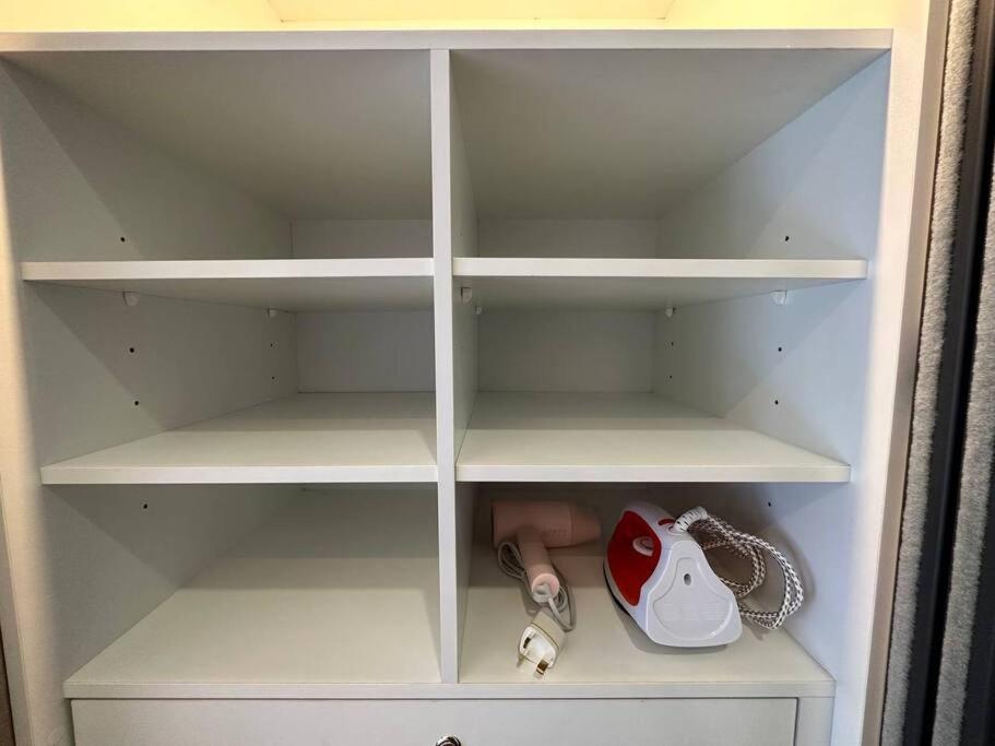 KL Minimalist Muji Style 3R2B