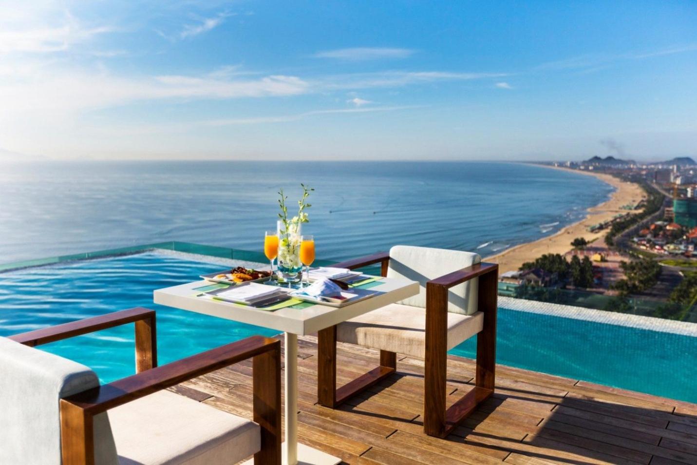 Alacarte Luxury Ocean View Condotel view 4