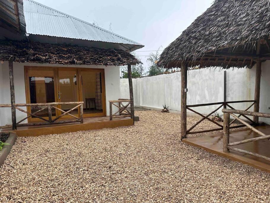 B Home Zanzibar