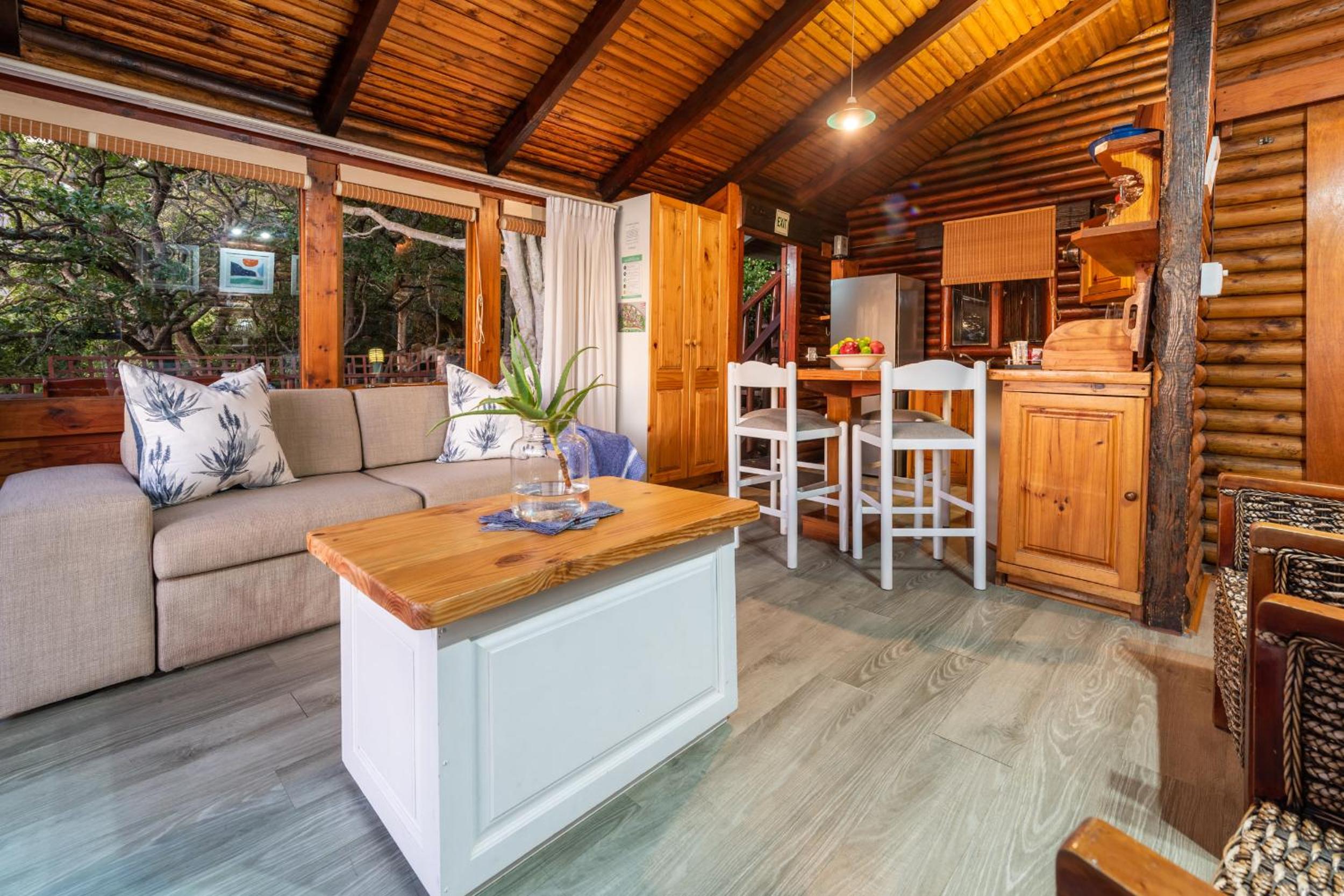 Under Milkwood Resort