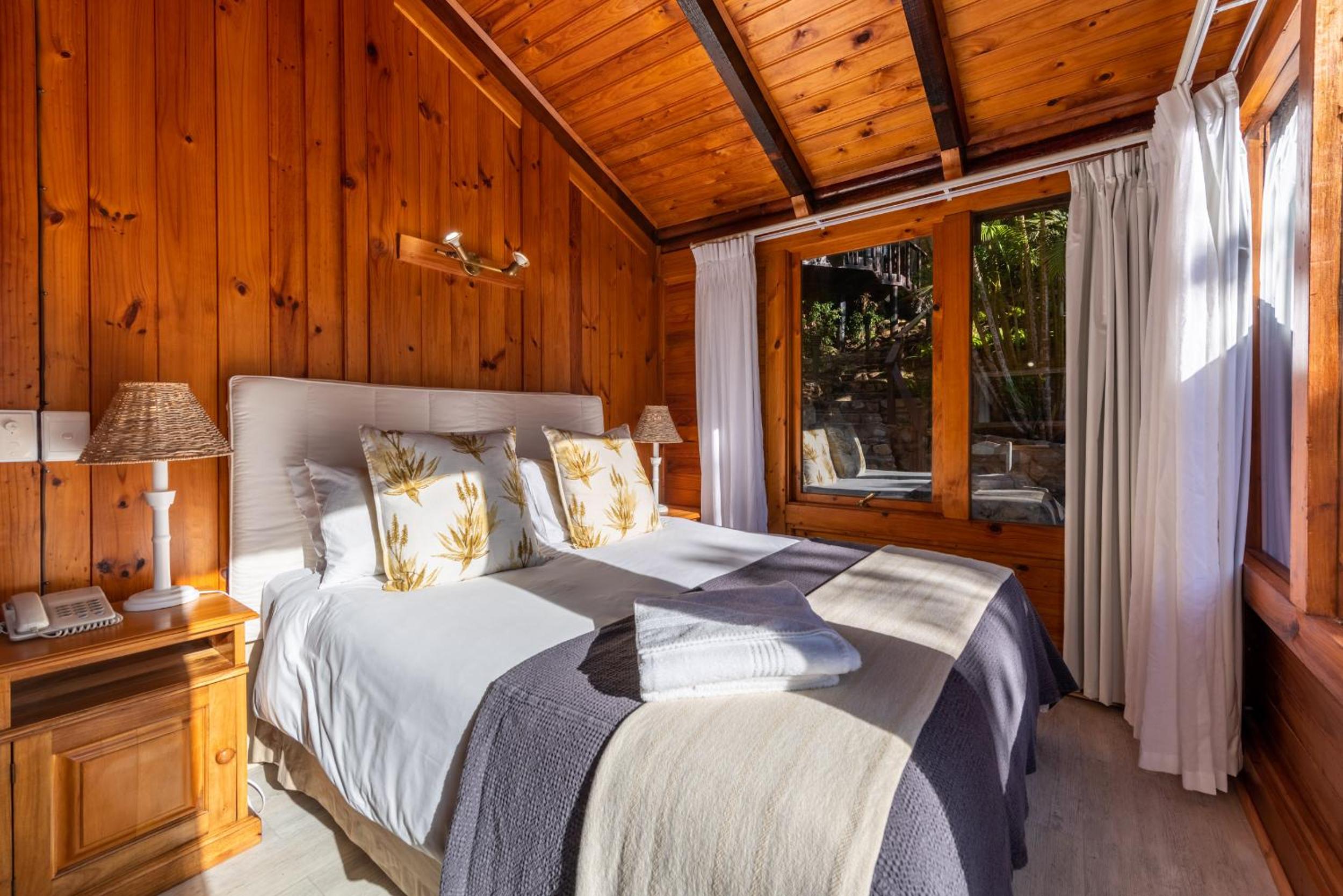 Under Milkwood Resort
