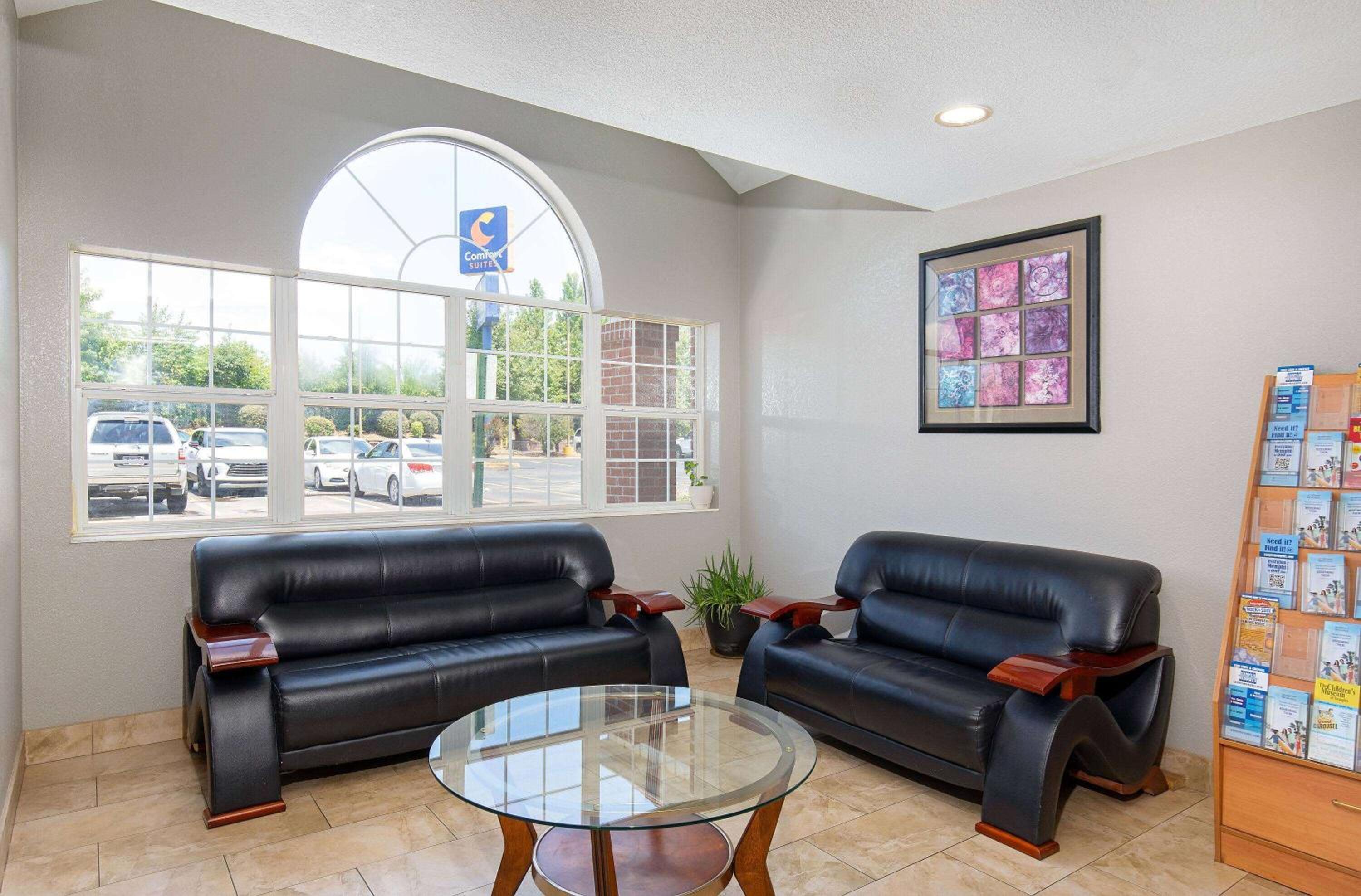 Microtel Inn & Suites by Wyndham Cordova Memphis I-40 East view 3