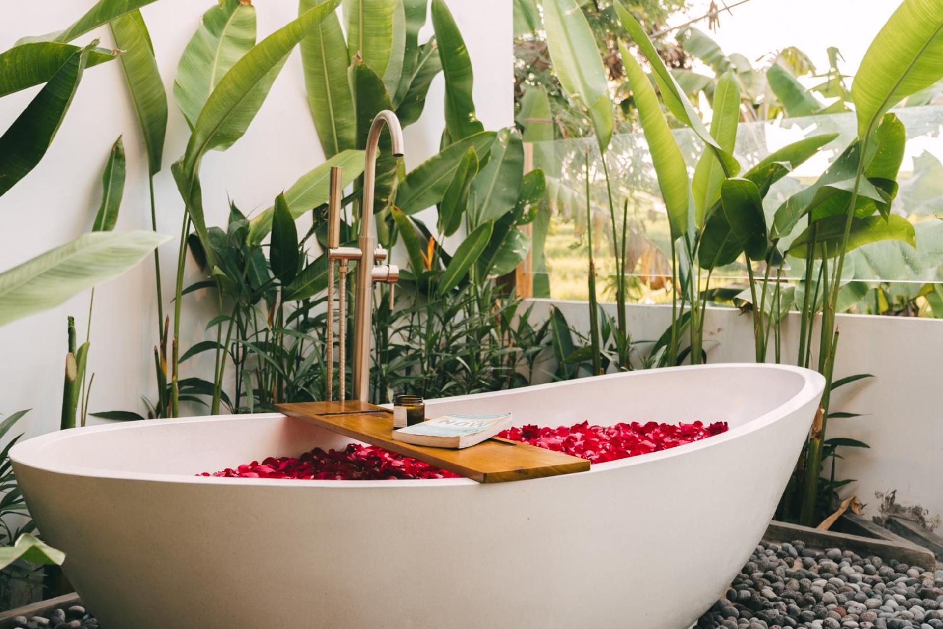 Modern Tropical 3BR villa Seseh, Canggu
