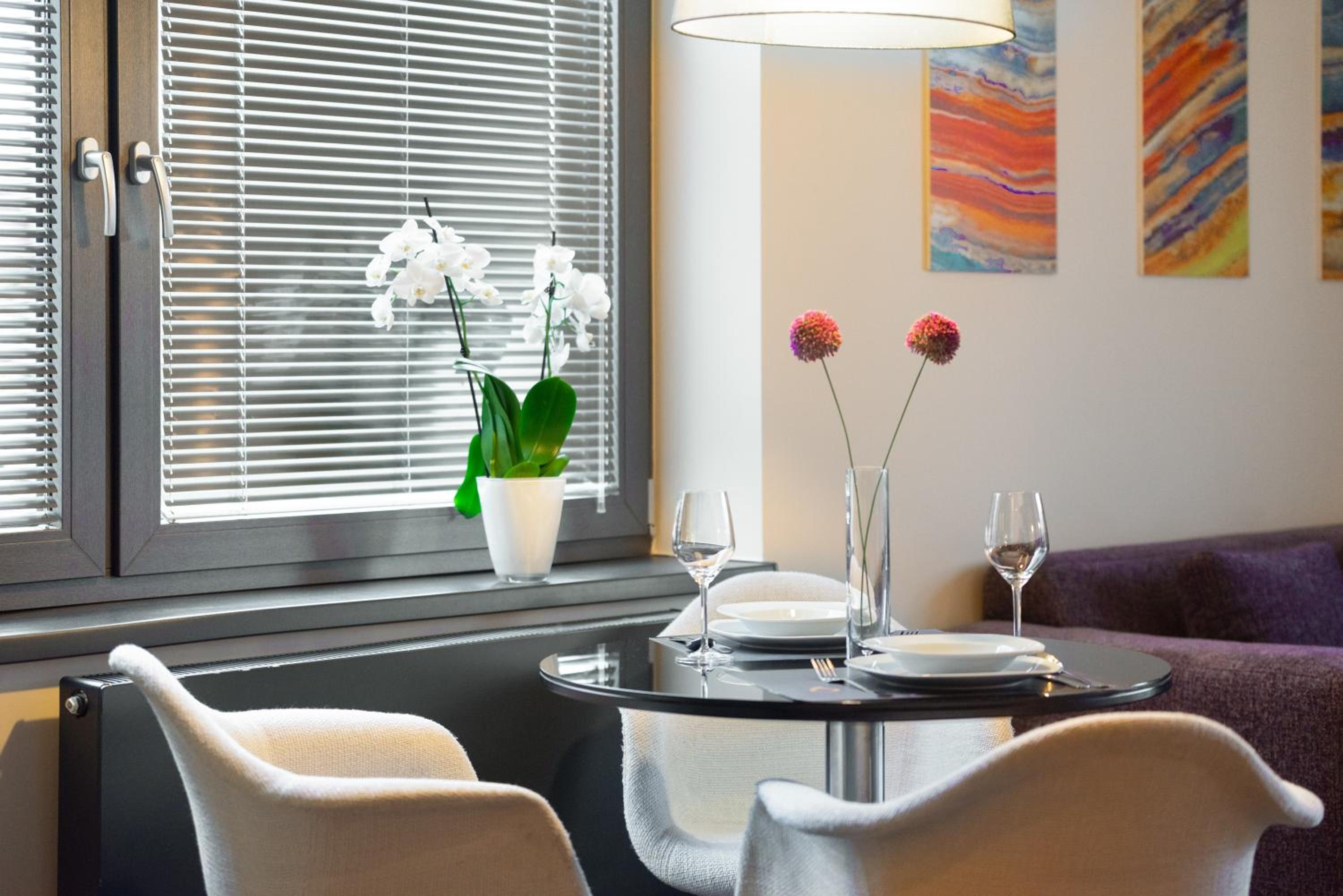 Onyx Luxury Sarvar