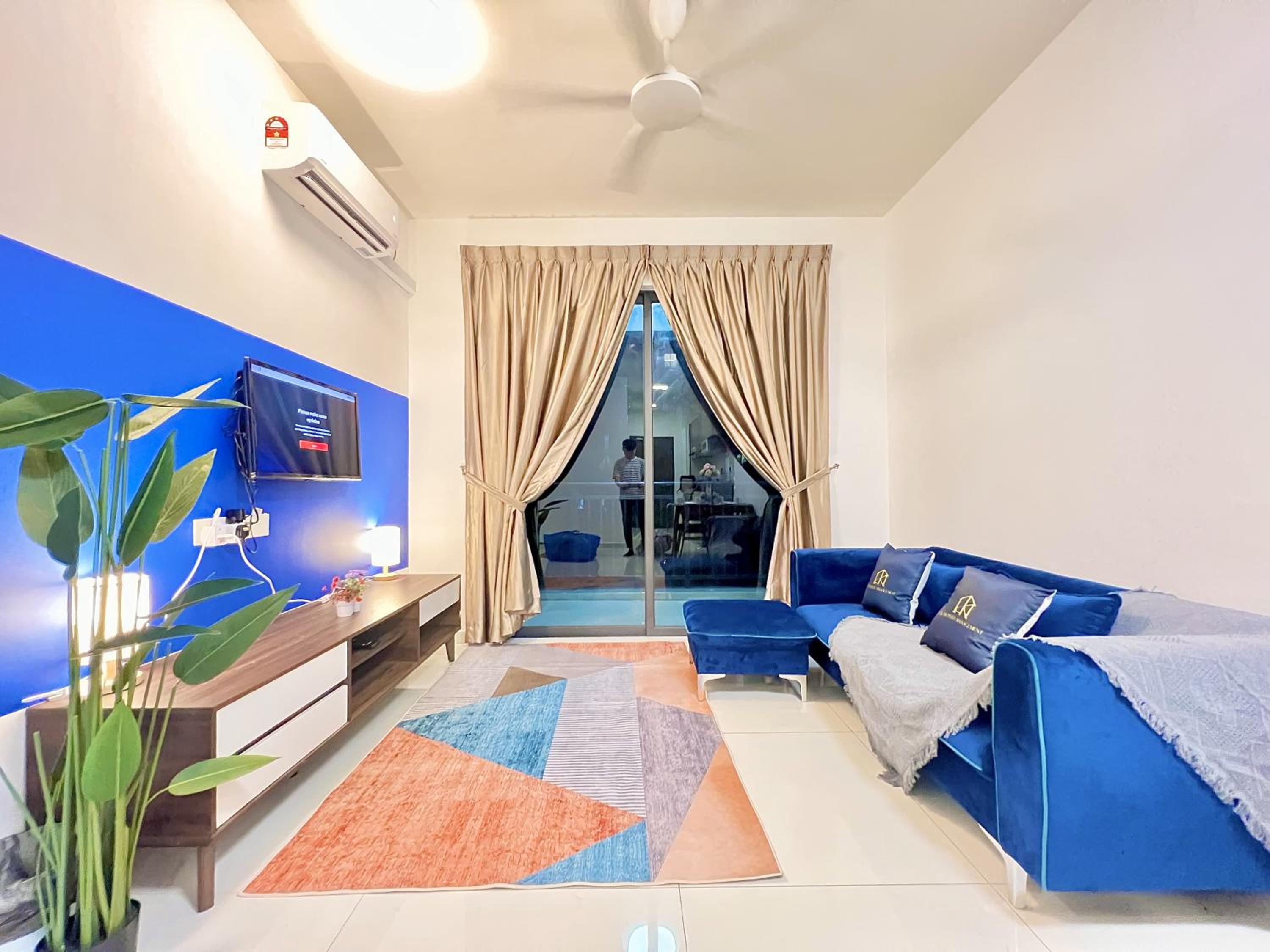 Central Park Tampoi 2 bedroom by Luxecocoo CK
