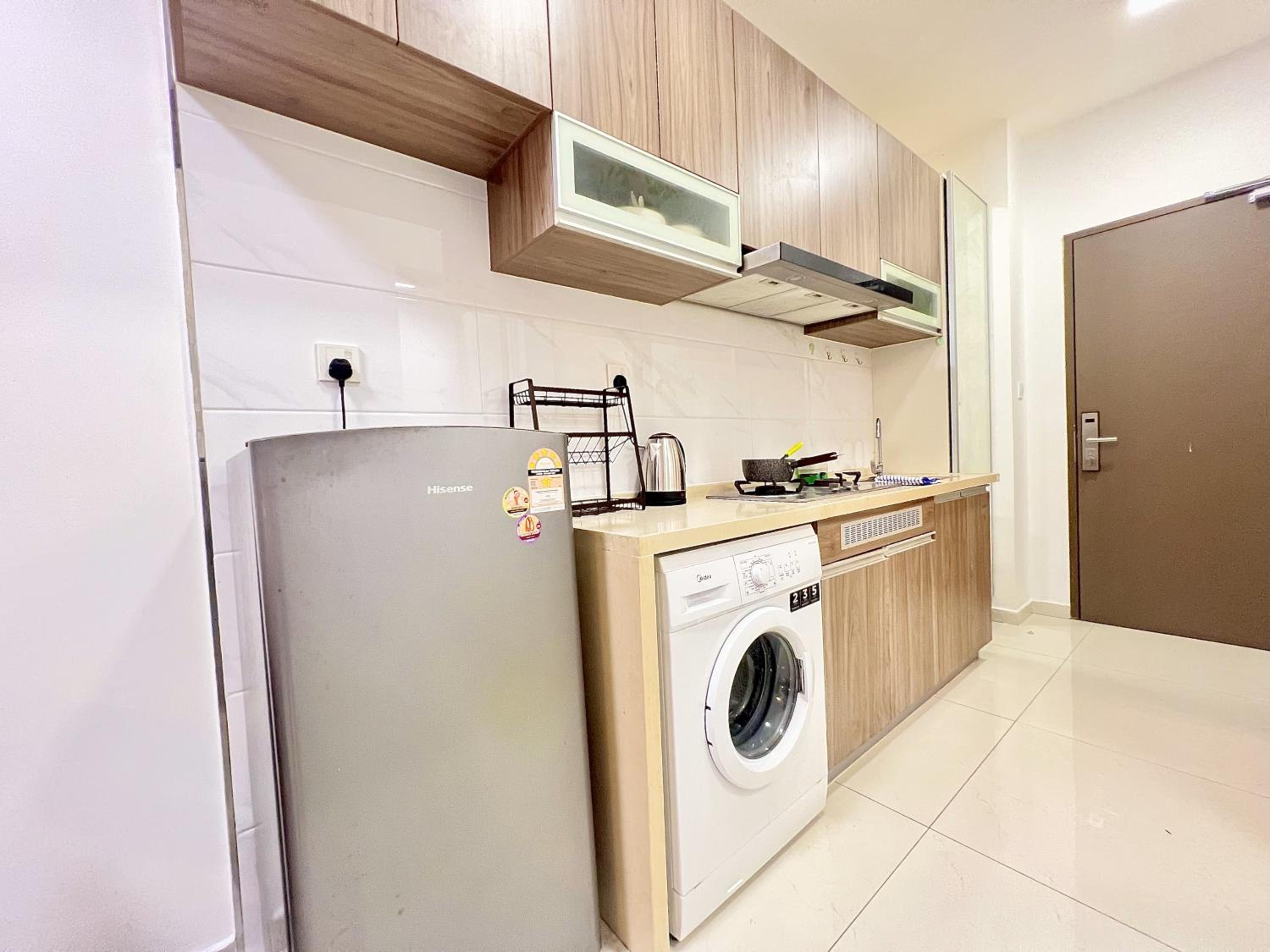 Central Park Tampoi 2 bedroom by Luxecocoo CK