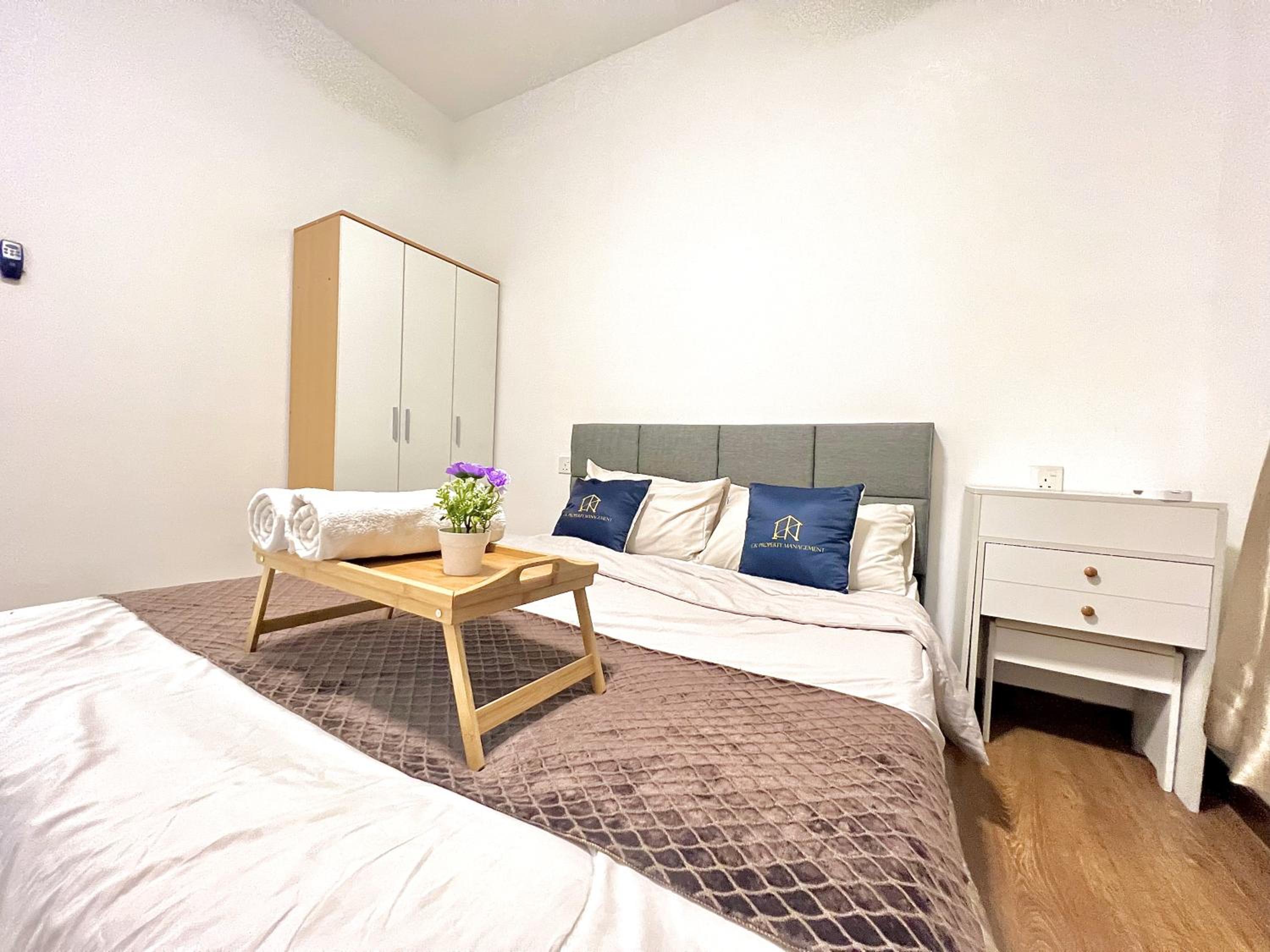 Central Park Tampoi 2 bedroom by Luxecocoo CK