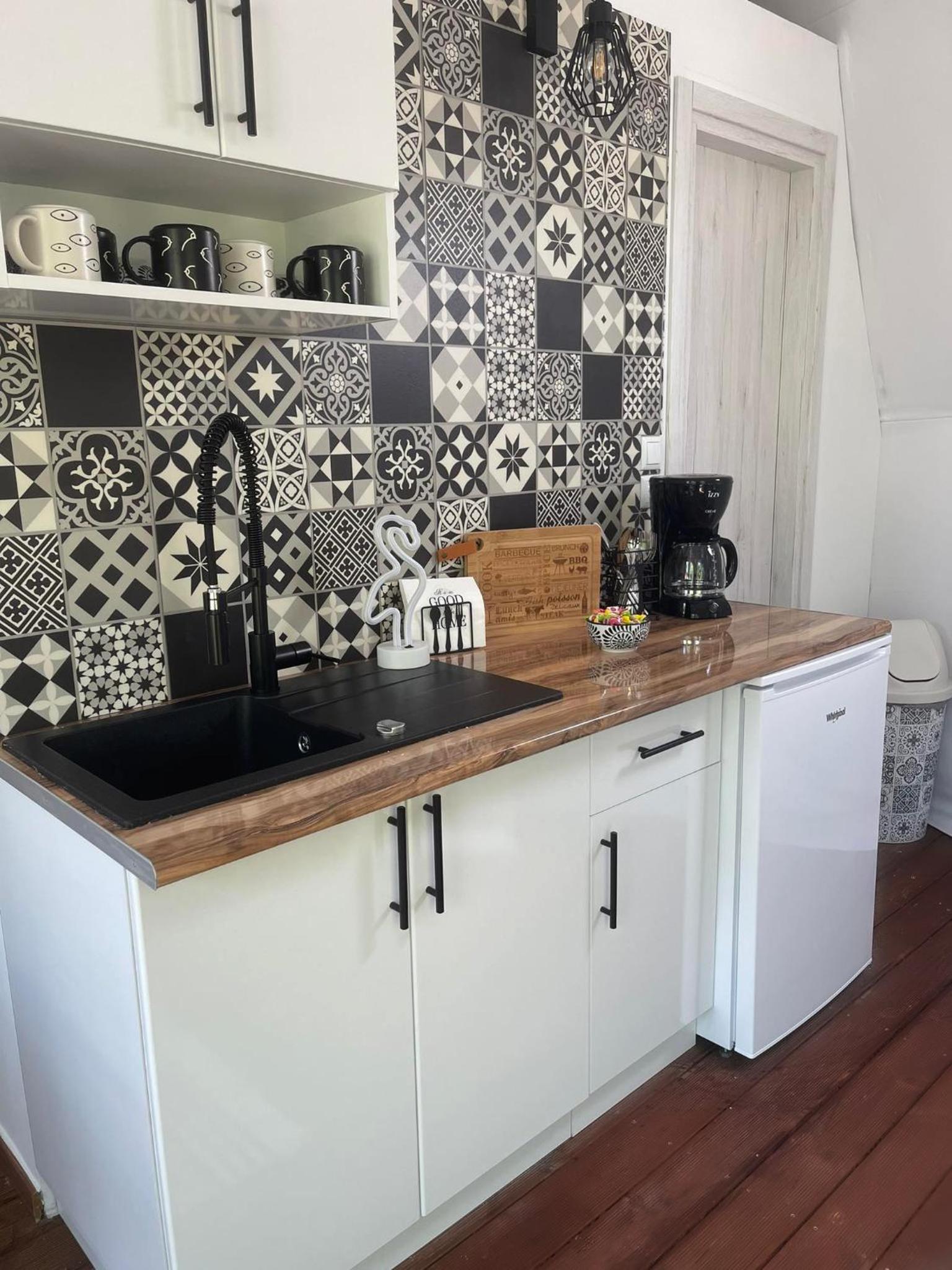 Ellie's Eco Private Glamping and Spa - Property Image 55