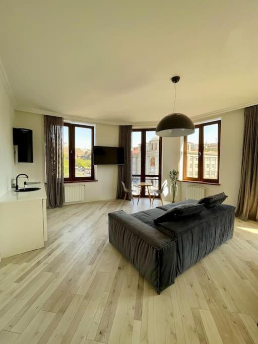 Great apartment, great location