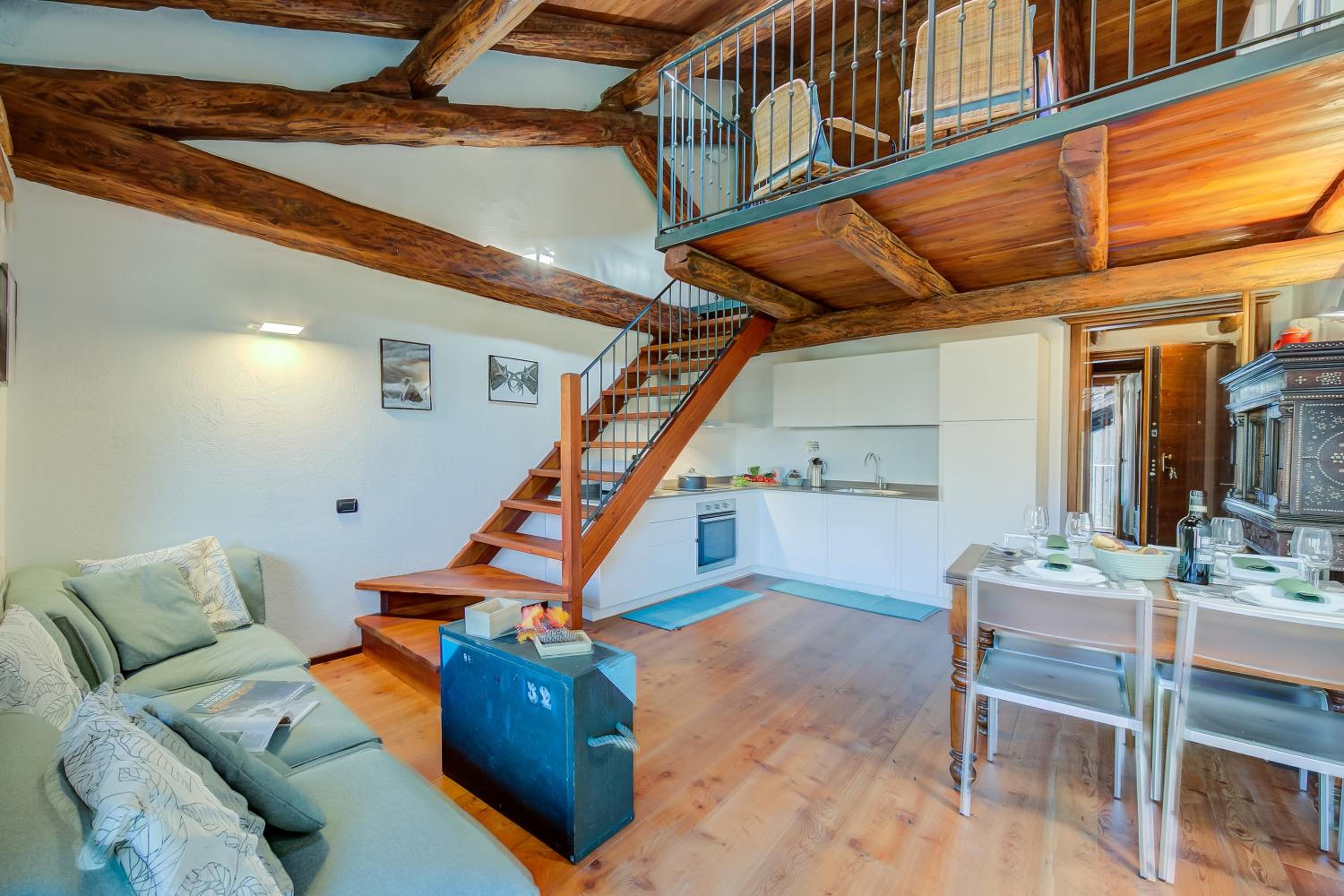 San Marco Lodge Apt Mountain Retreat - Happy Rentals view 2