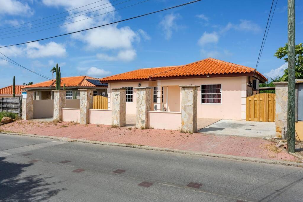 3BD Villa near Best Beaches 30ft private pool