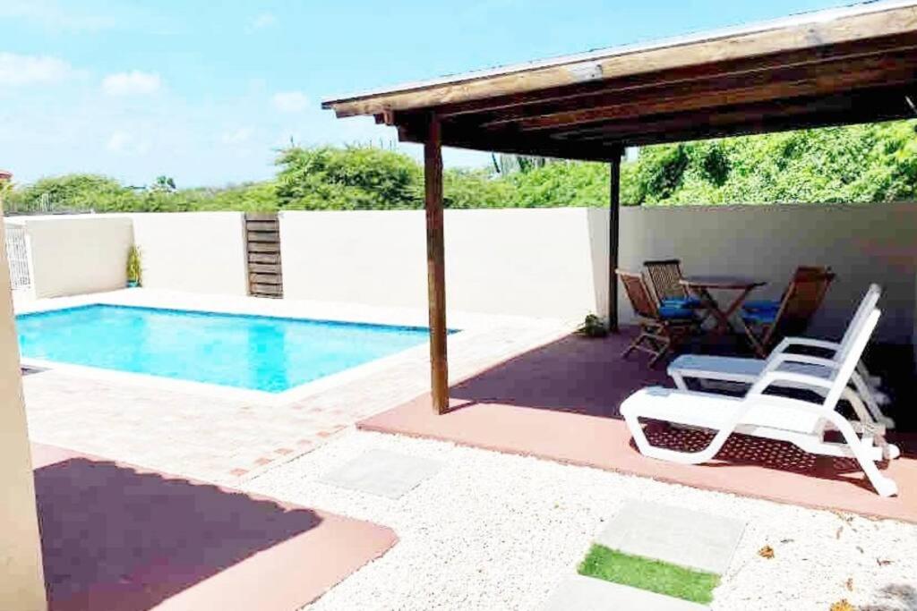 3BD Villa near Best Beaches 30ft private pool