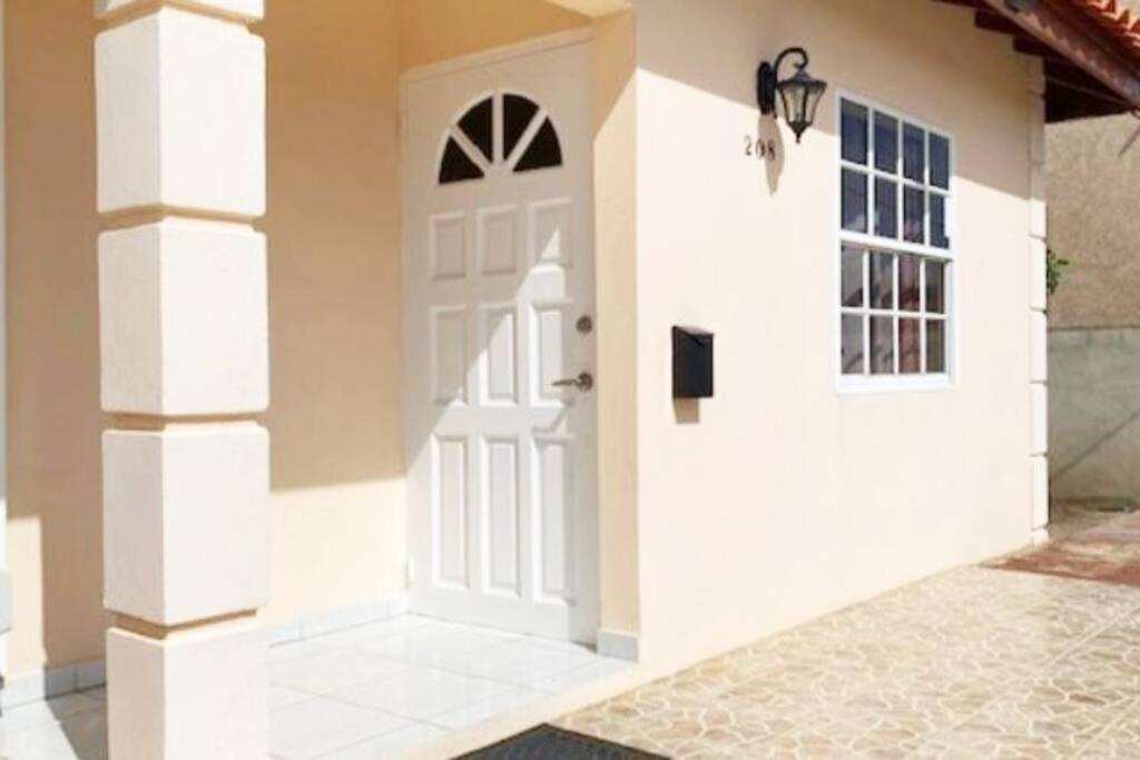 3BD Villa near Best Beaches 30ft private pool