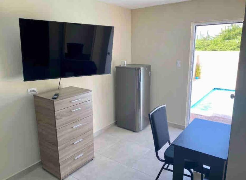 3BD Villa near Best Beaches 30ft private pool