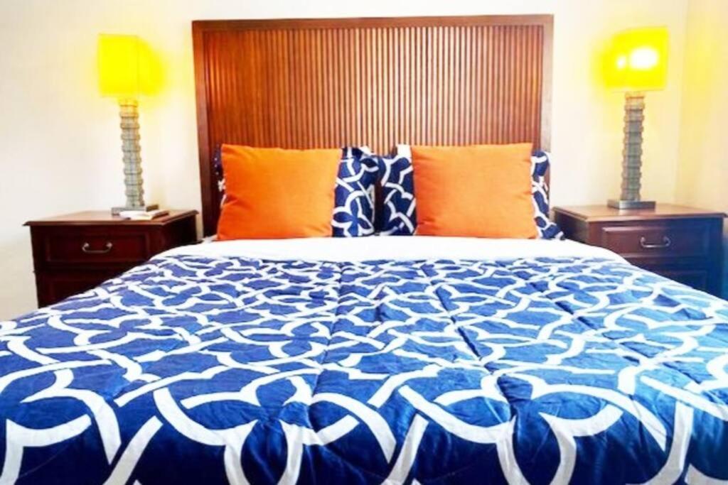 3BD Villa near Best Beaches 30ft private pool