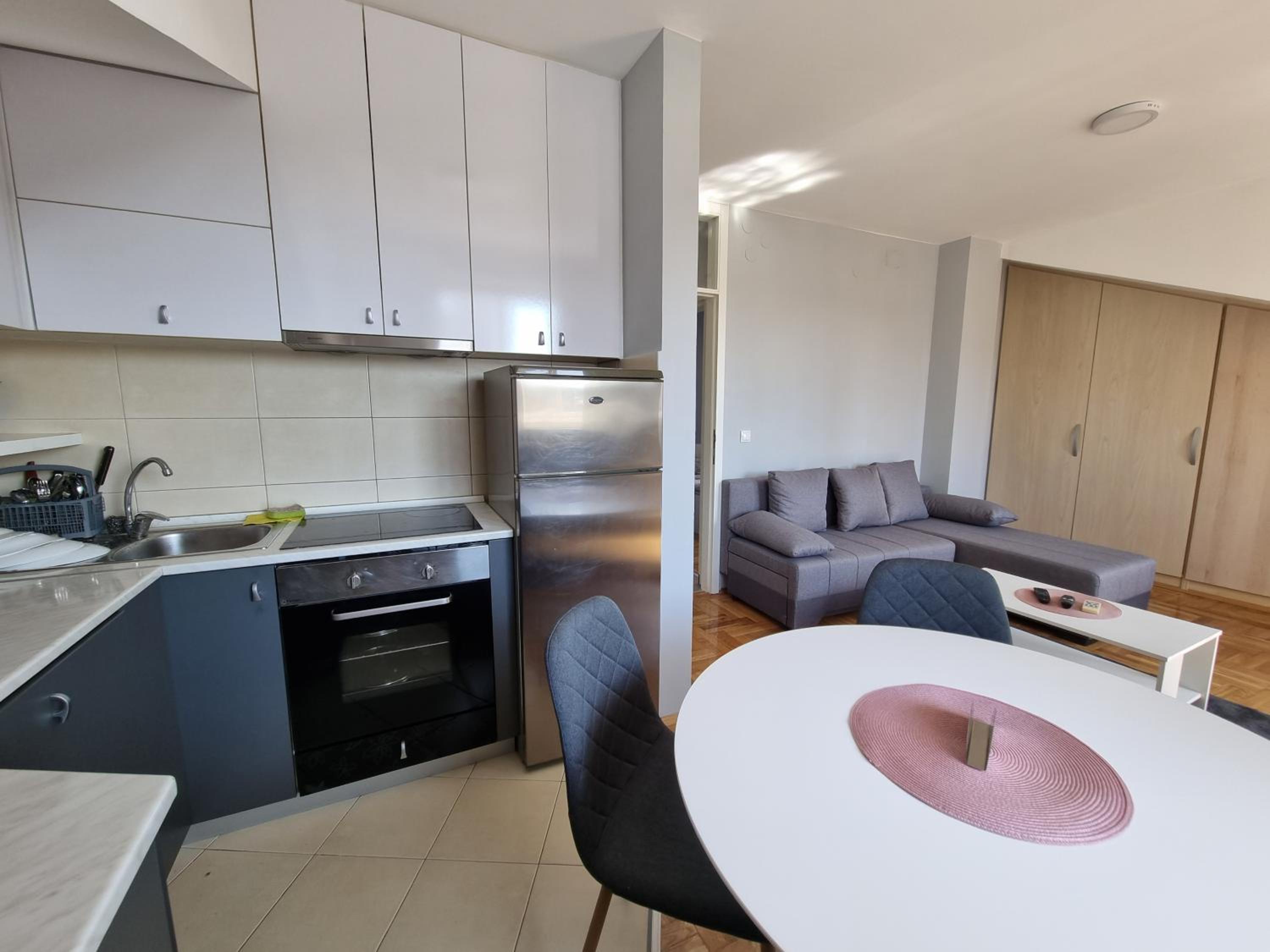 LikeHome life - Novi Sad Stevana Sremca view 5